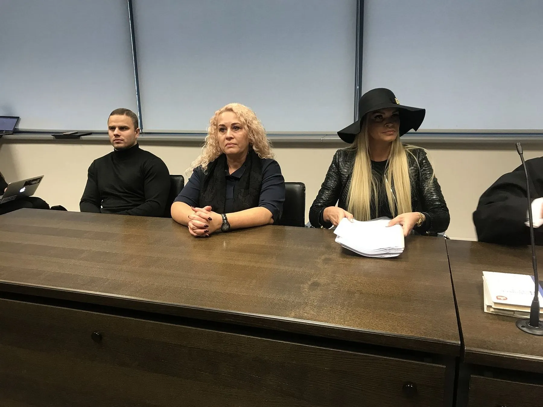 bugaviciaus-seima-ir-mylimoji-vita-jakutiene