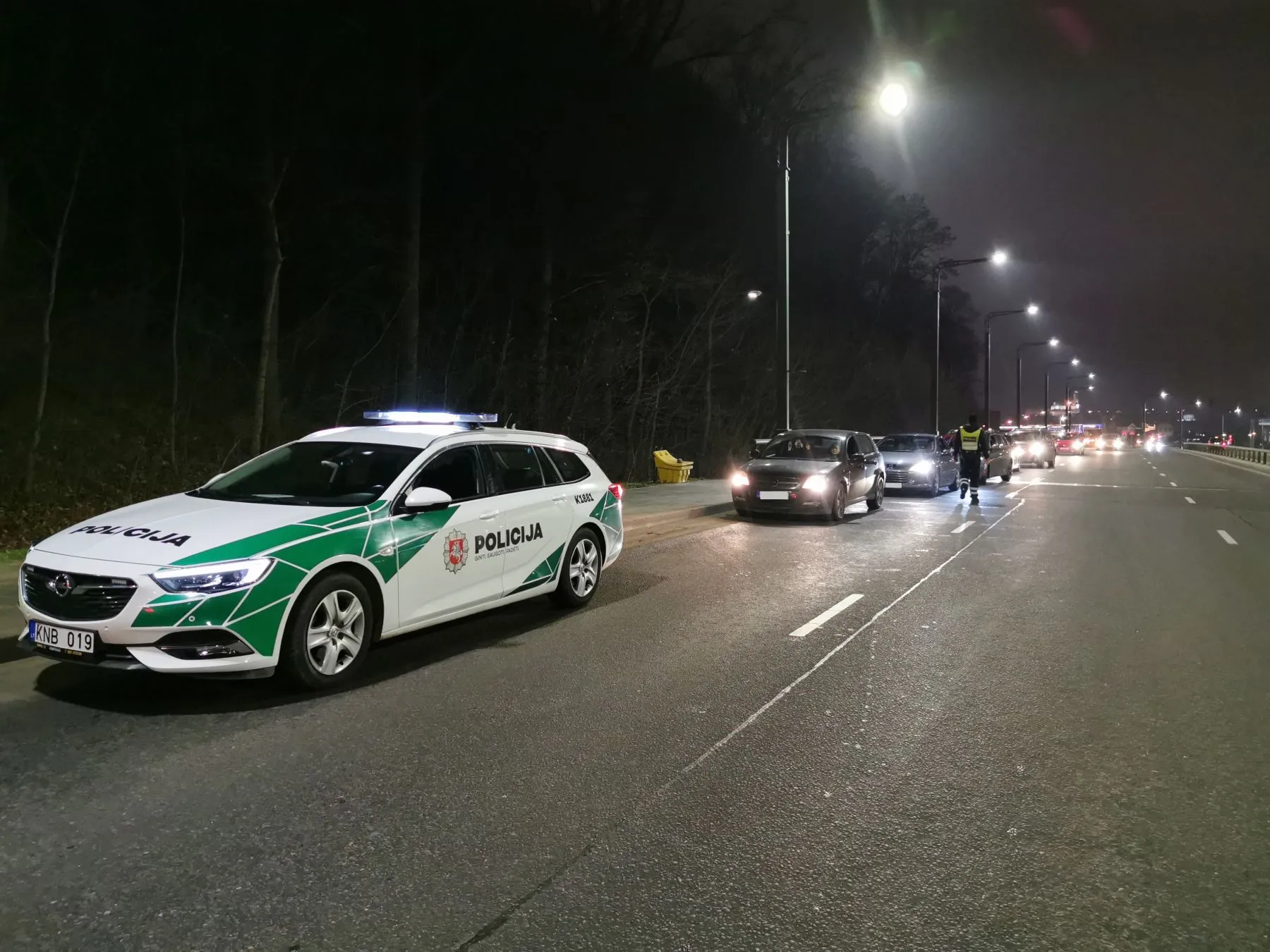 Kauno policija tikrino vairuotojų blaivumą