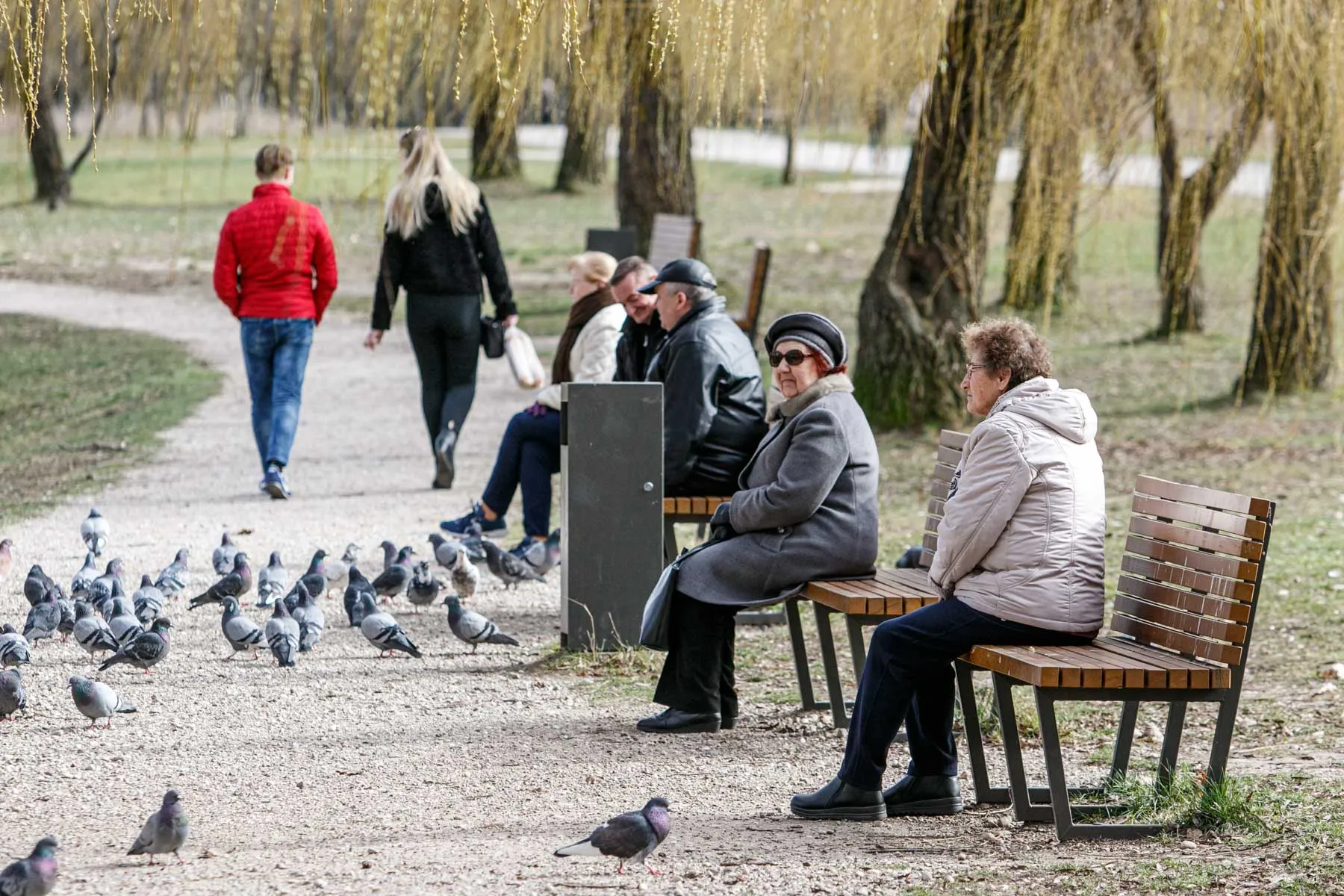 Žmonės Kauno parkuose, pencininkai, senjorai