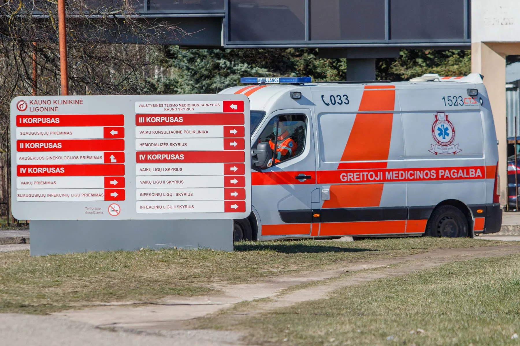 Koronovirusas, greitoji medicinos pagalba, klinikinė ligoninė