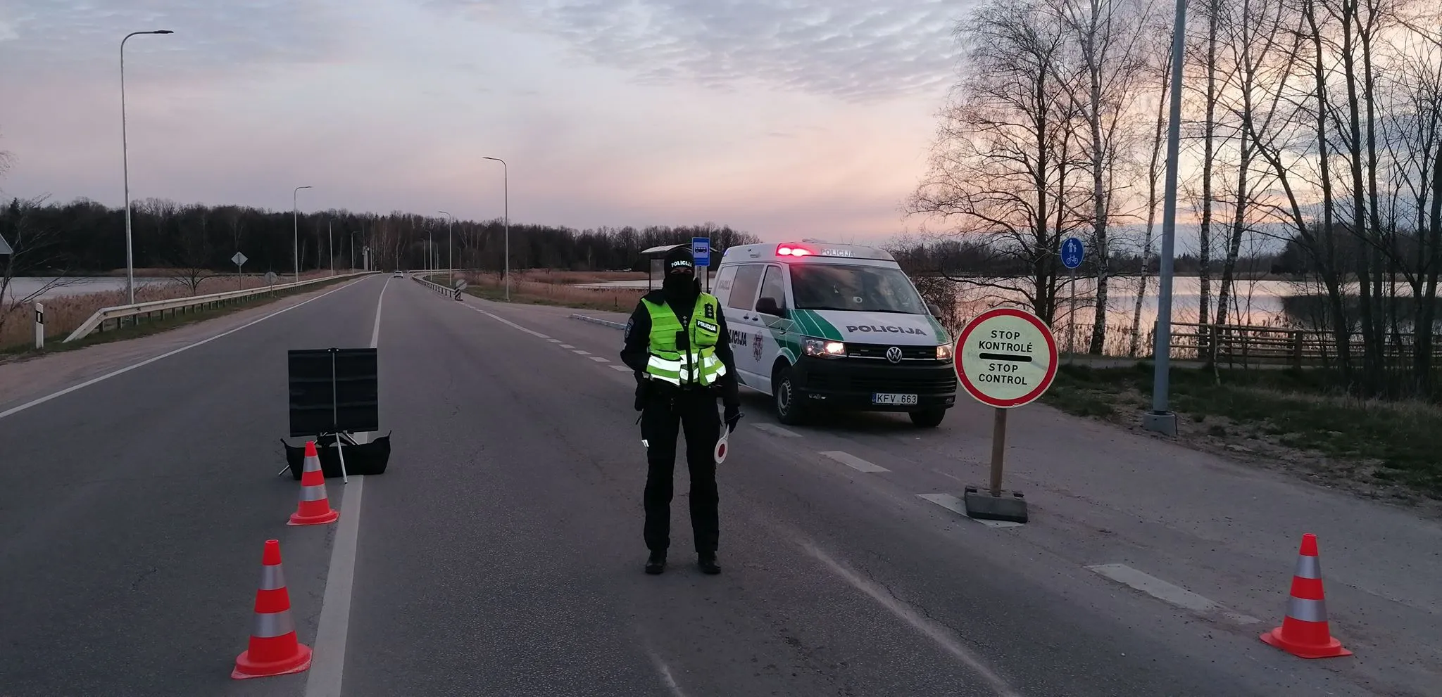 Policija Velykų savaitgalį tikrina į Kauną įvažiuojančius automobilius