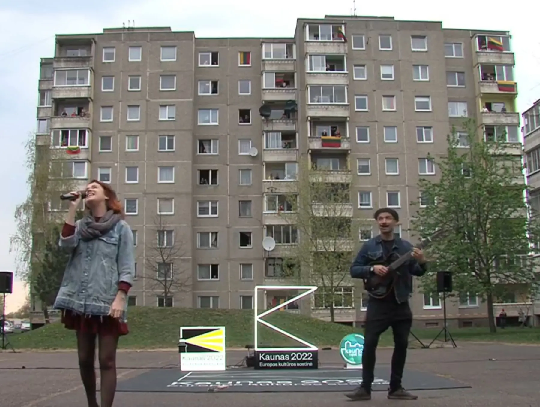 Jurgis Didžiulis ir Erica Jennings Šilainiuose