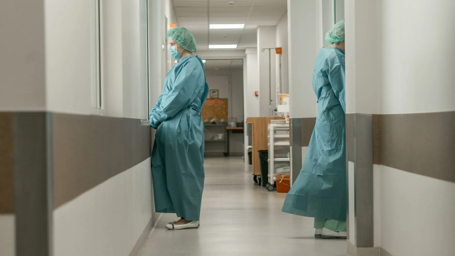 Projekto „Priešakinėse linijose“ herojai – su pandemija kovojantys medicinos darbuotojai