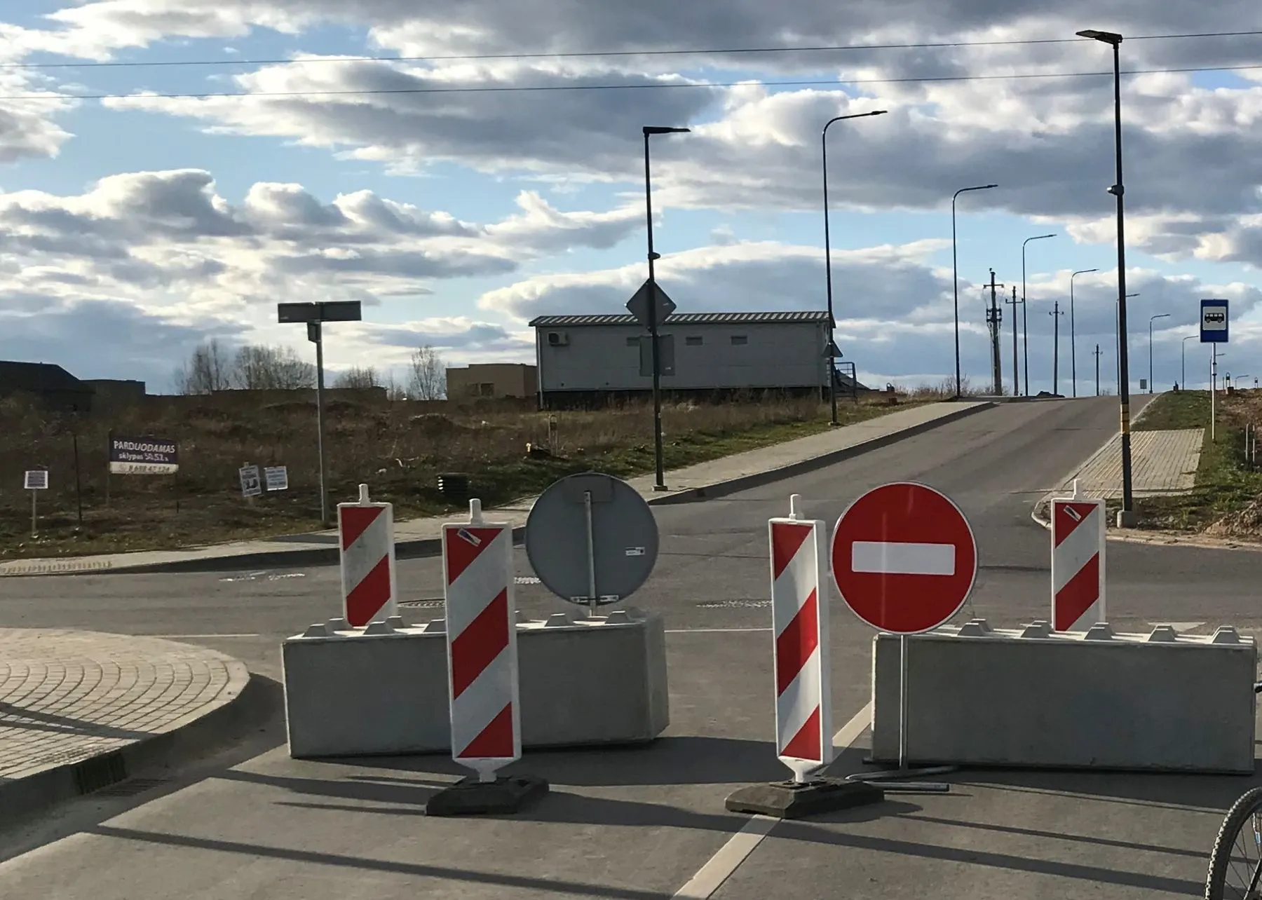 Nuo Kauno blokais atkirsti Romainiai