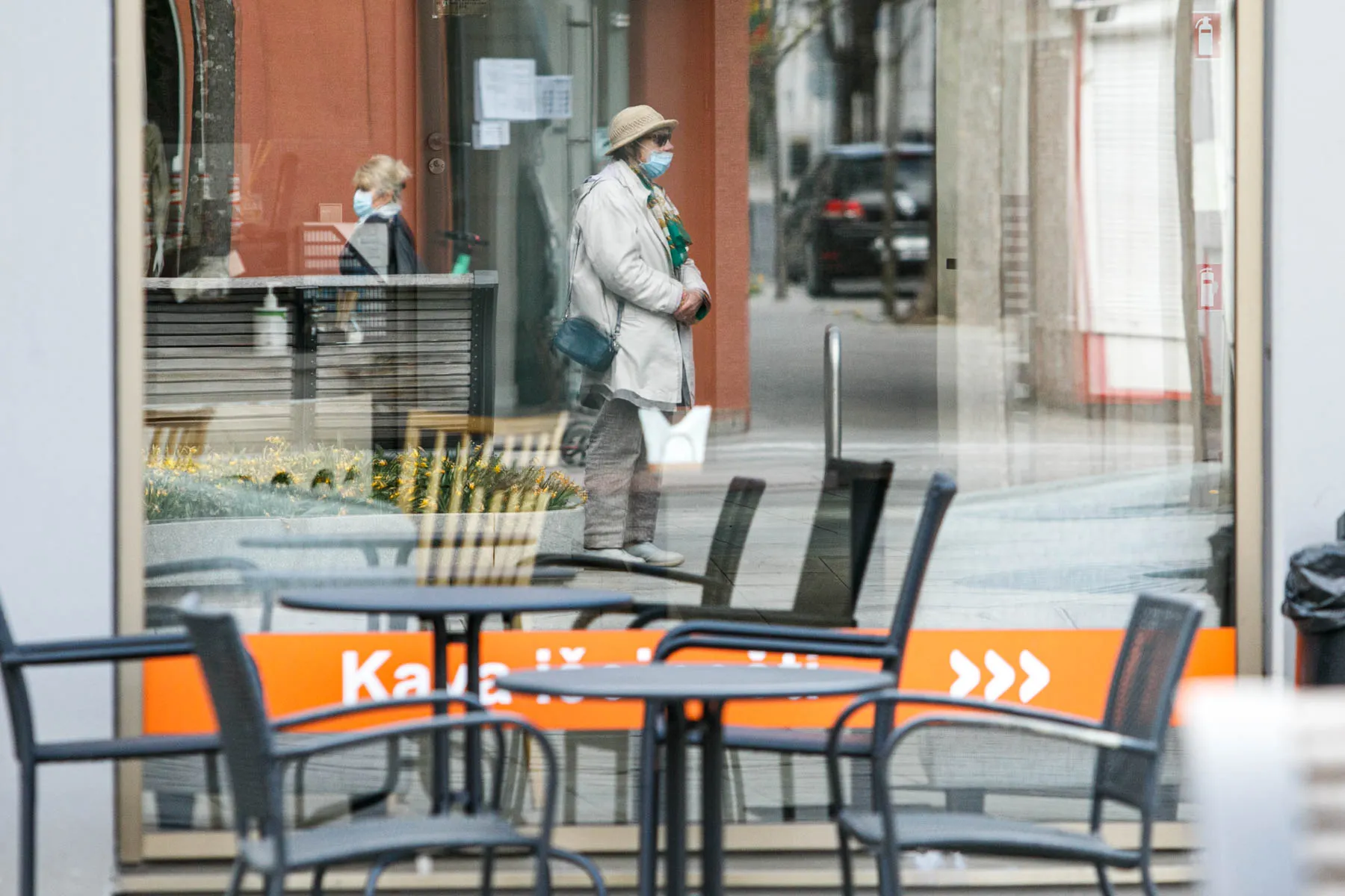 Atsidaro lauko kavinės po karantino sušvelninimo