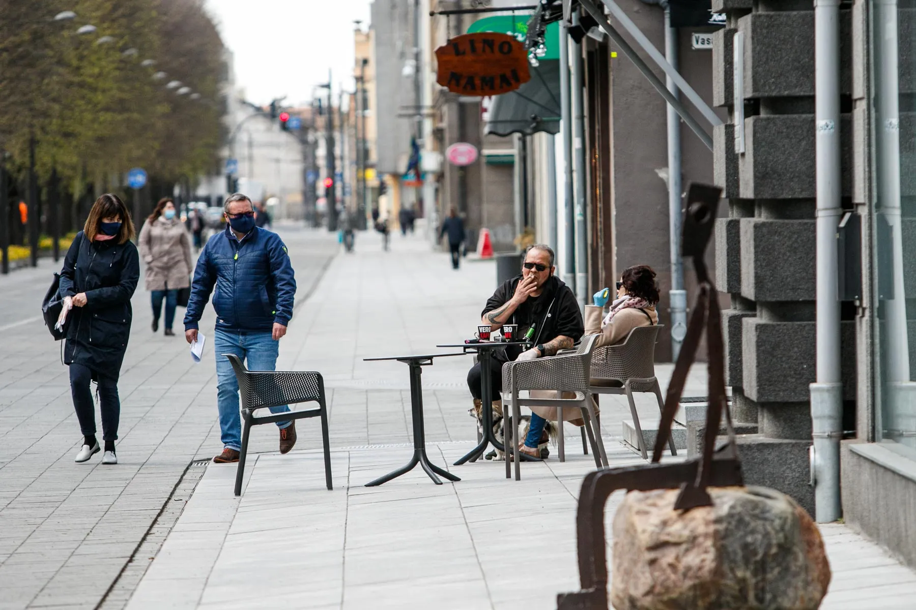 Atsidaro lauko kavinės po karantino sušvelninimo
