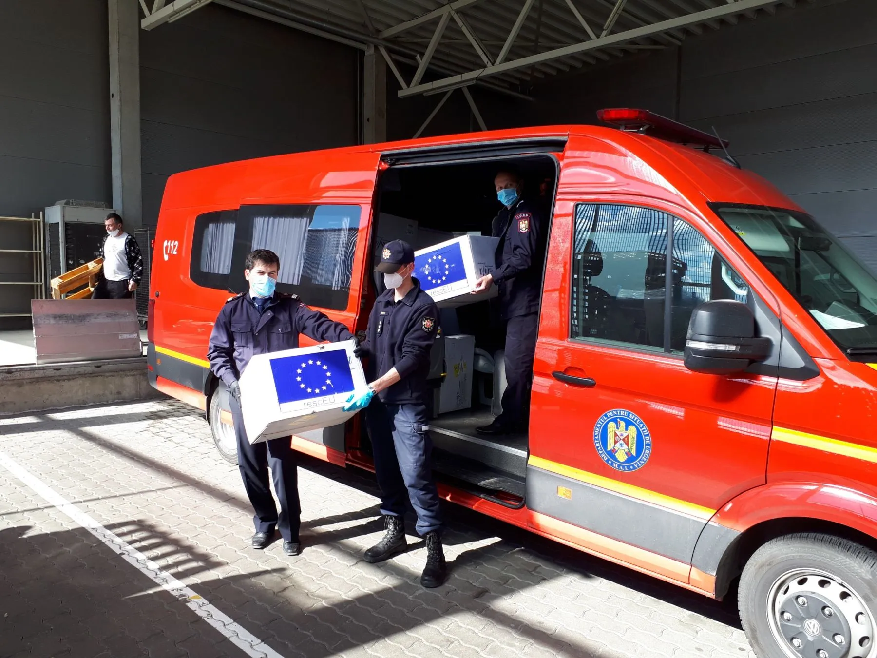 Respiratorių siunta iš Rumunijos