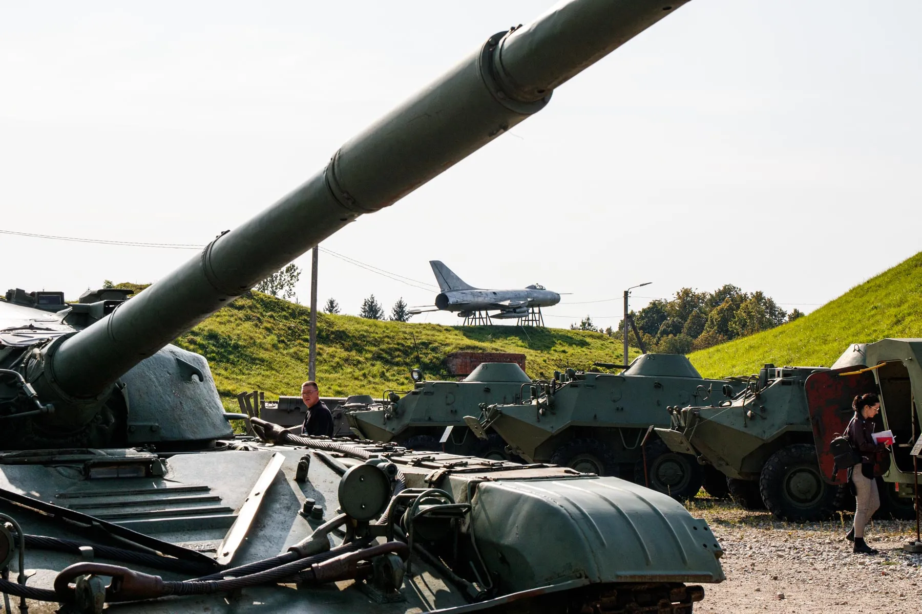 Karinės technikos ekspozicija VI forte