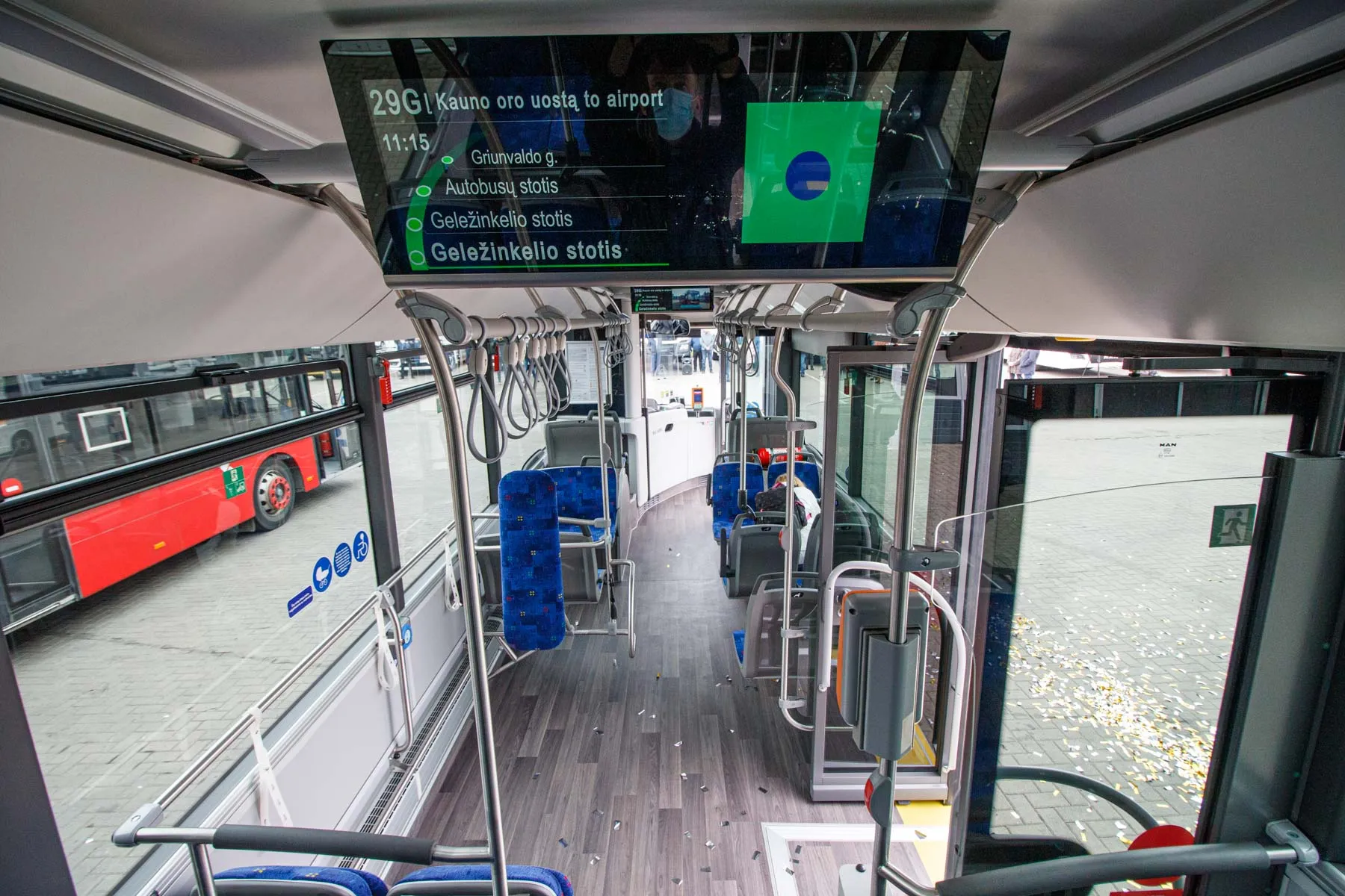 Naujas hibridinis „MAN Lion's City 12 Hybrid“ autobusas