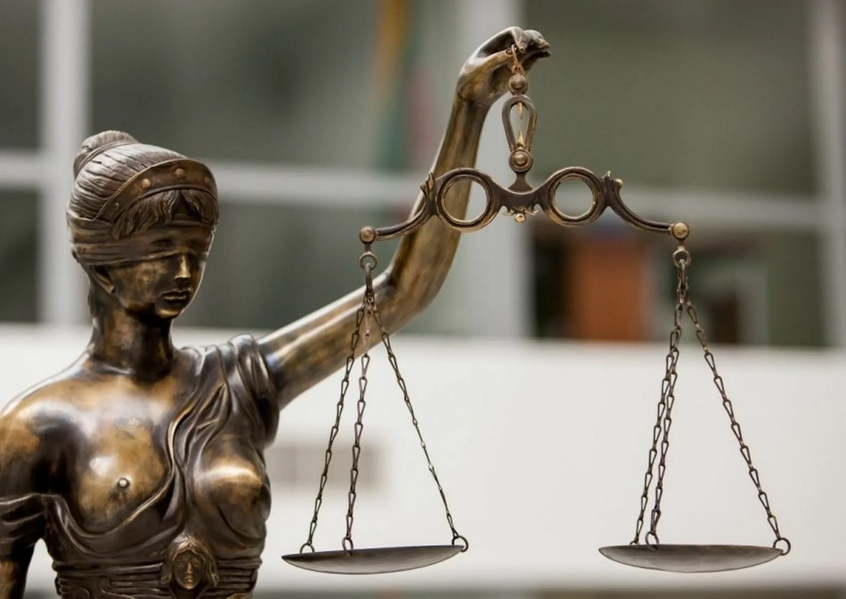 teismas teisejas mantija teisingumas byla temide 68212056