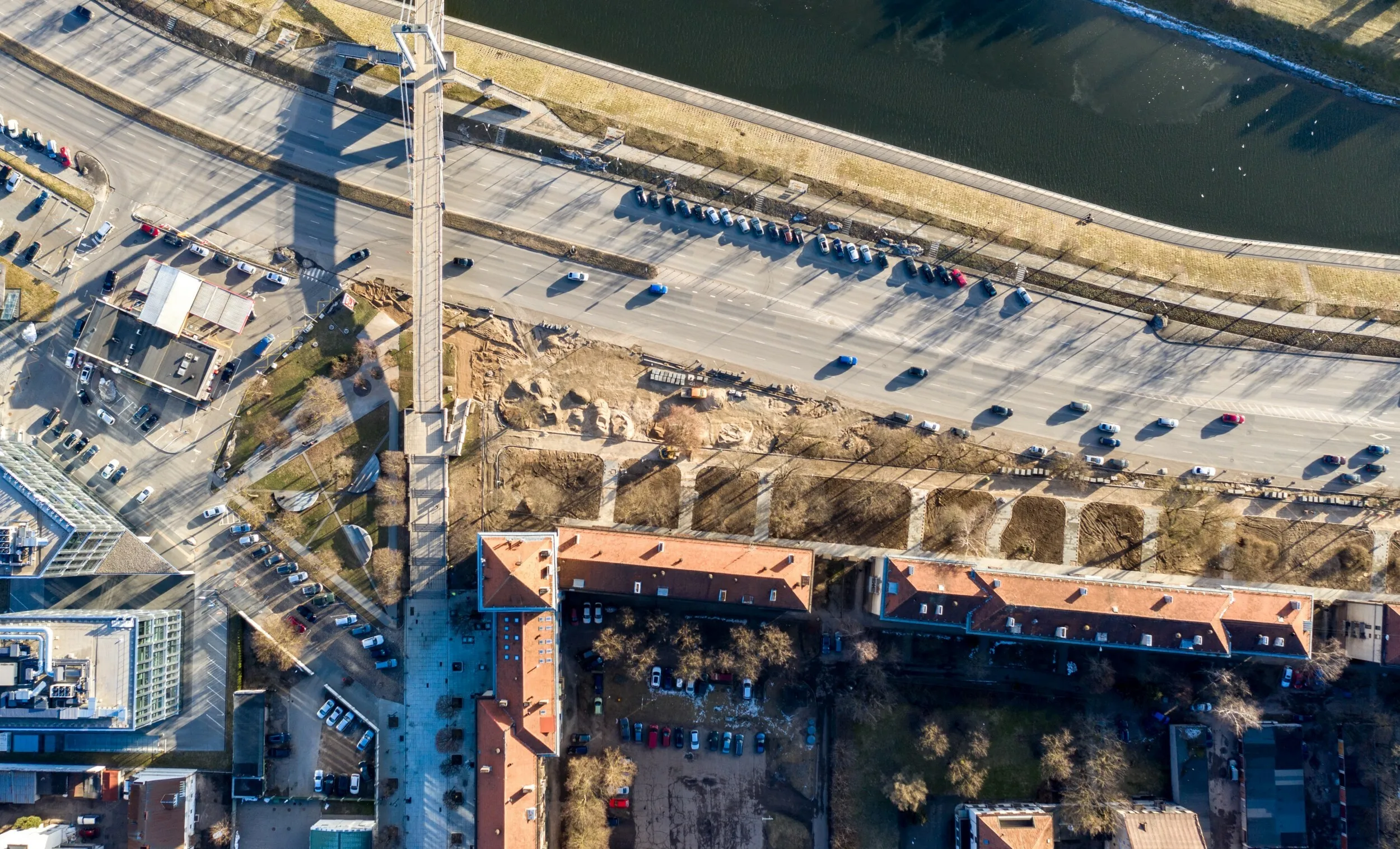 Automobilių stovėjimo aikštelė Karaliaus Mindaugo prospekte