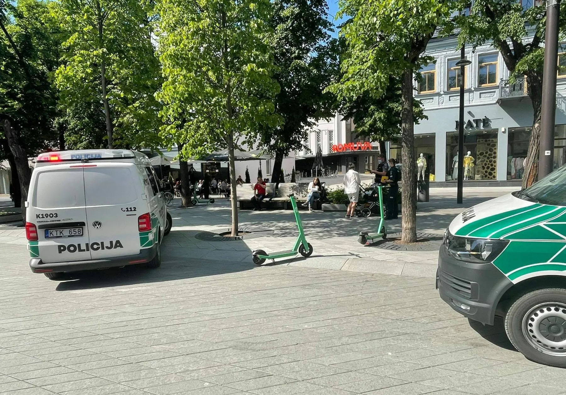 Laisvės alėjoje paspirtuku partrenktas mažametis