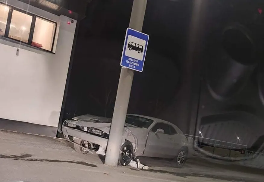 Dekoracija šalia „Nepyk“