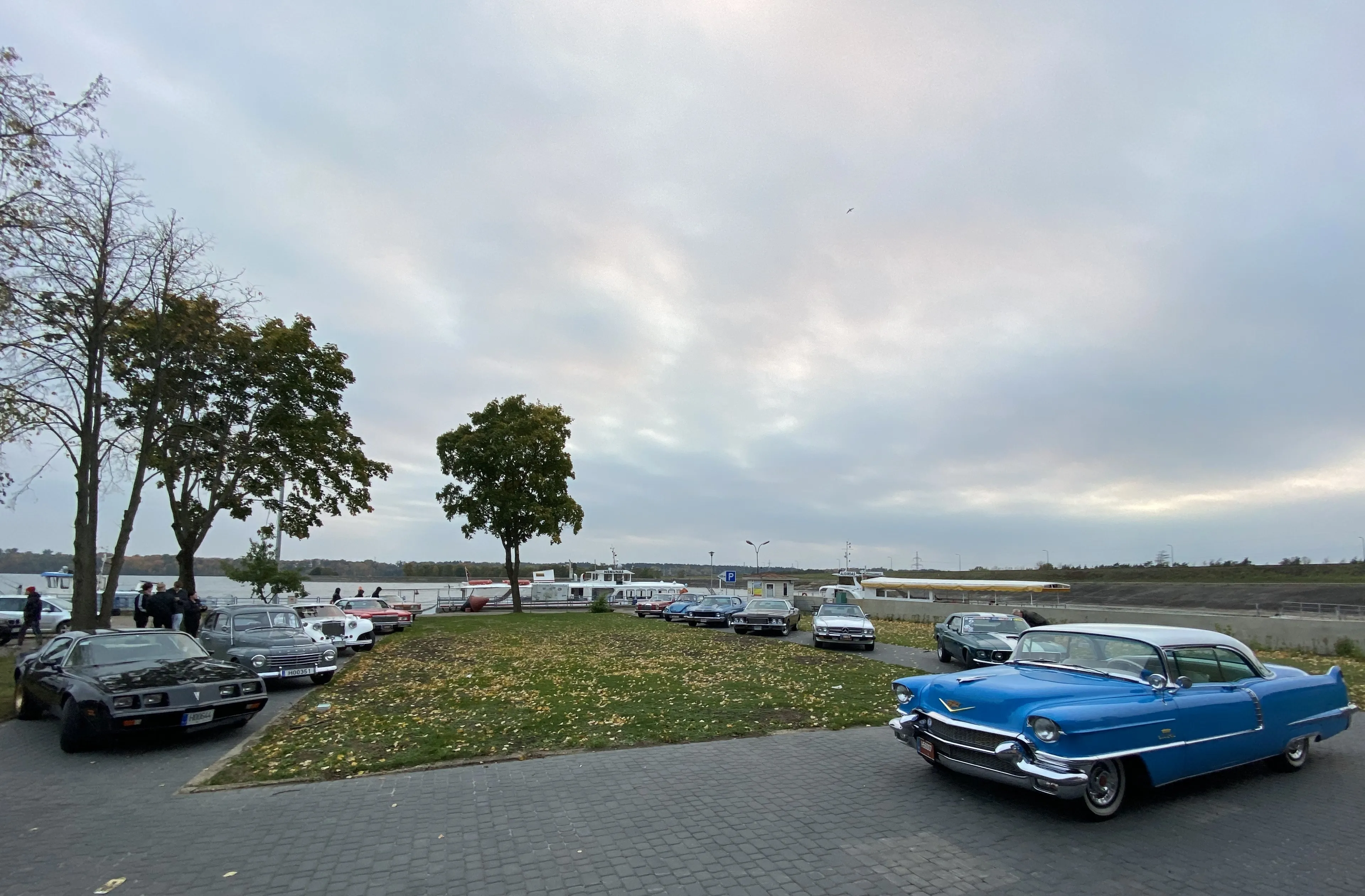 Senovinių automobilių suvažiavimas