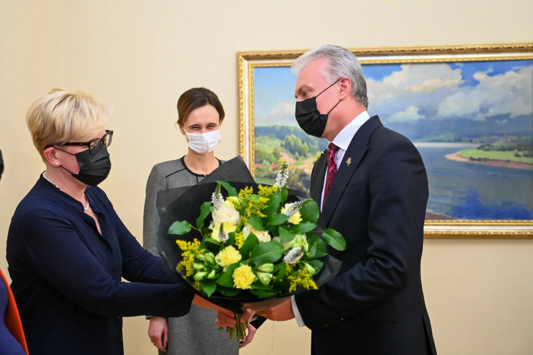 Politikų susitikimas su Gitanu Nausėda