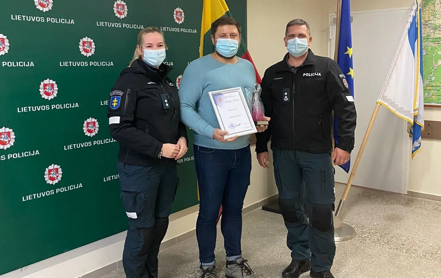 Kauno policija apdovanojo miestiečius