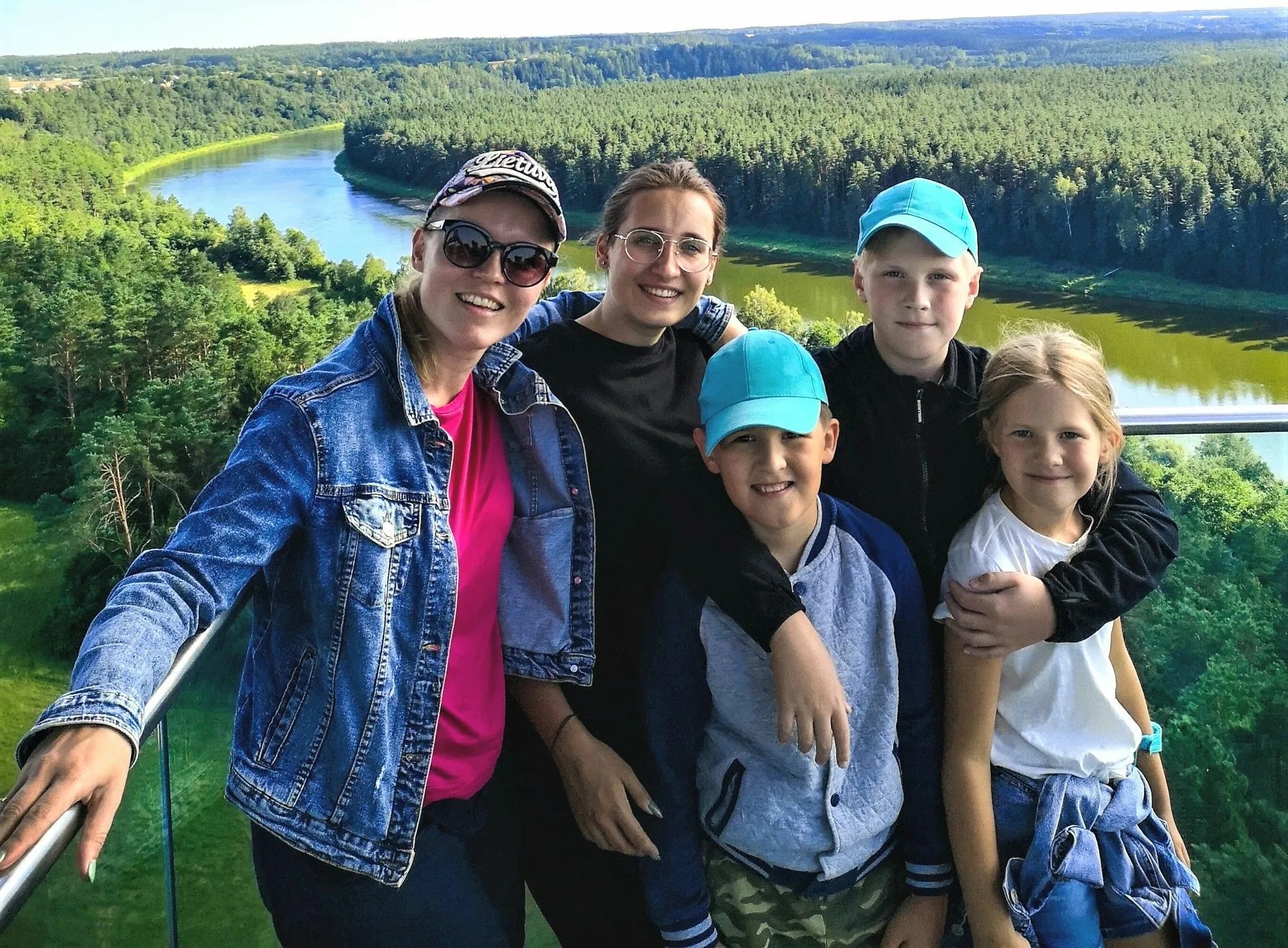 Smiltė Juraitė su šeima / Asmeninio albumo nuotr.