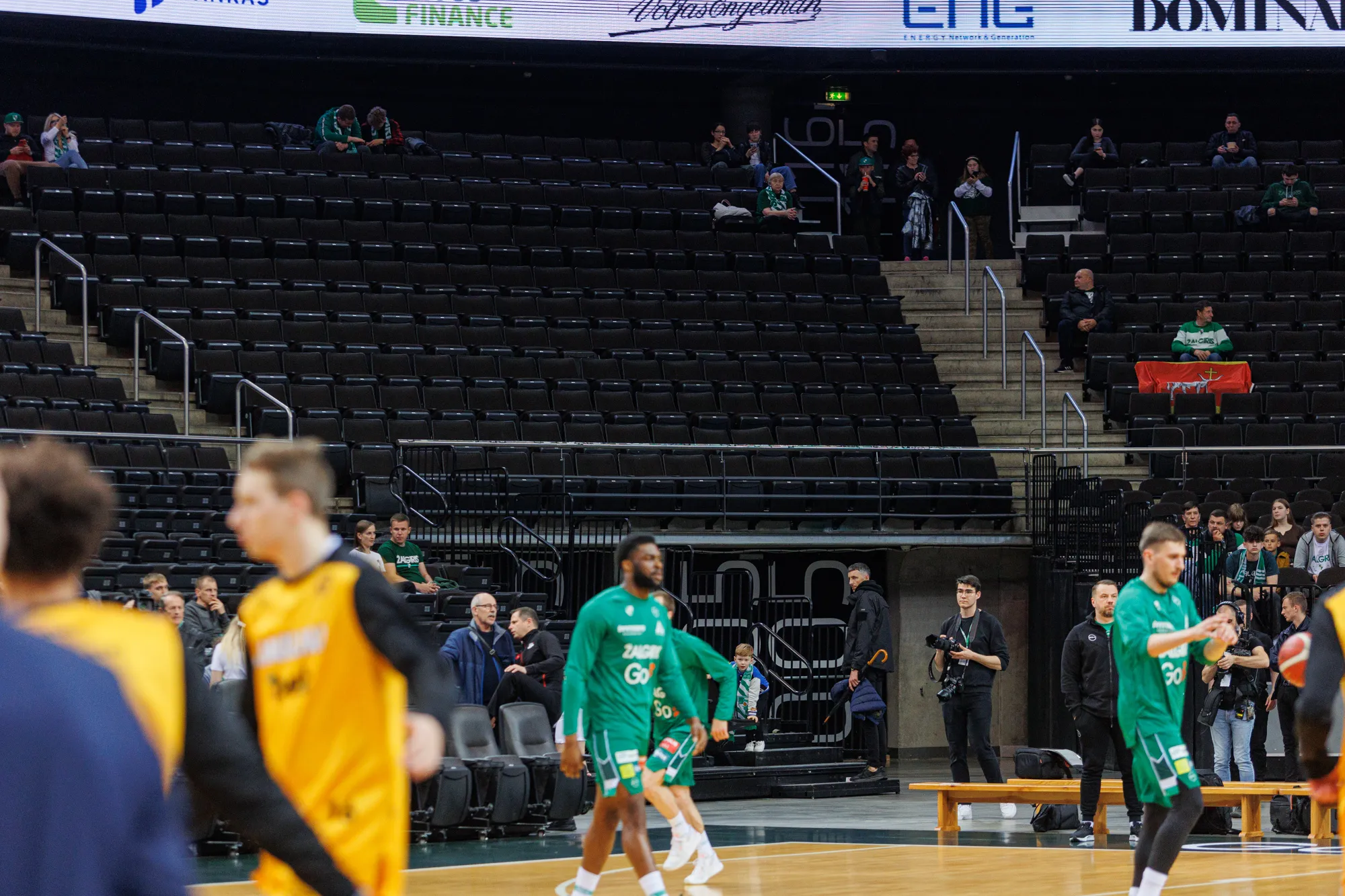 Tuščia „Žalgirio“ fanų tribūna