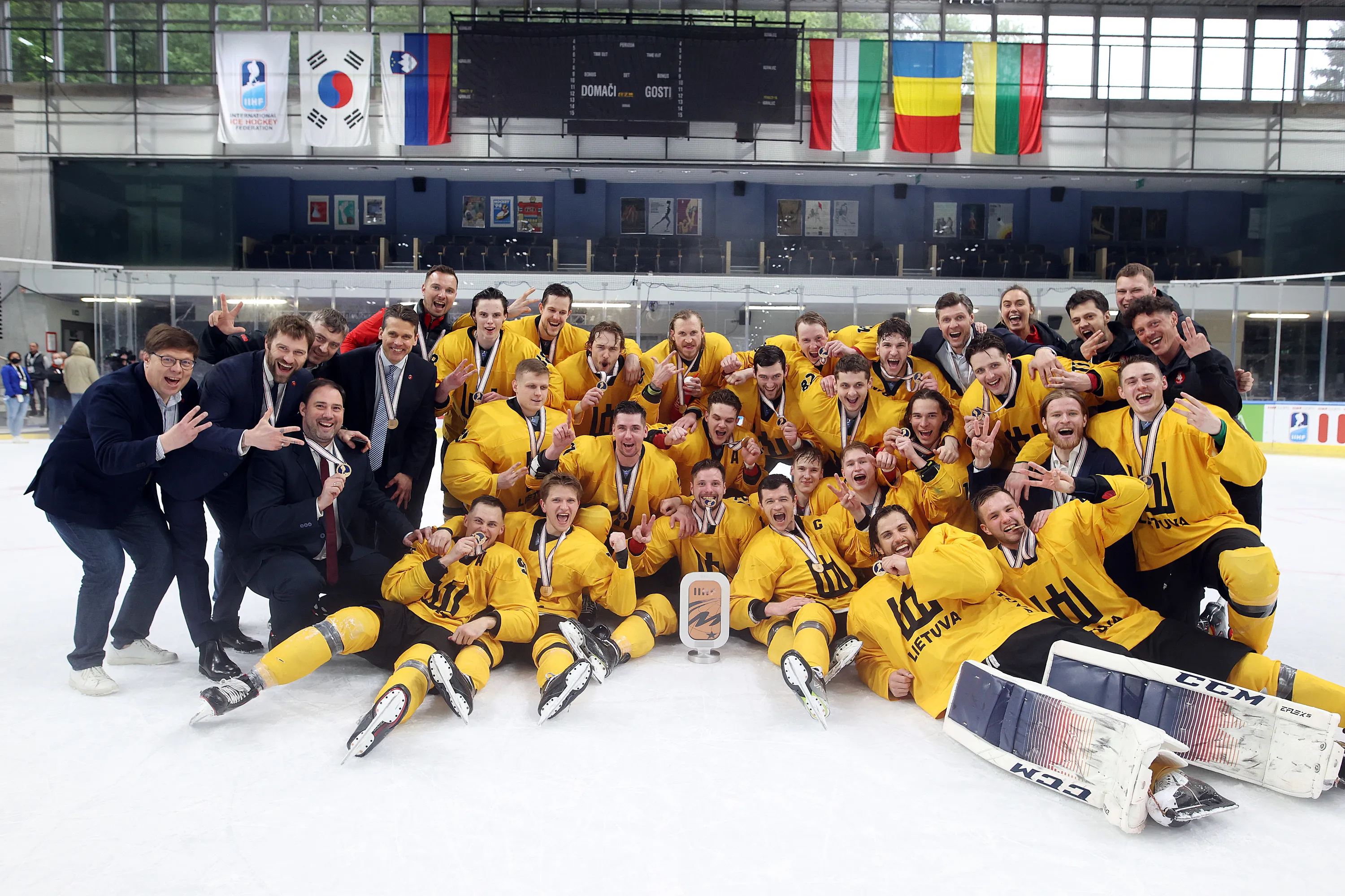 Lietuvos ledo ritulio rinktinė iškovojo bronzą