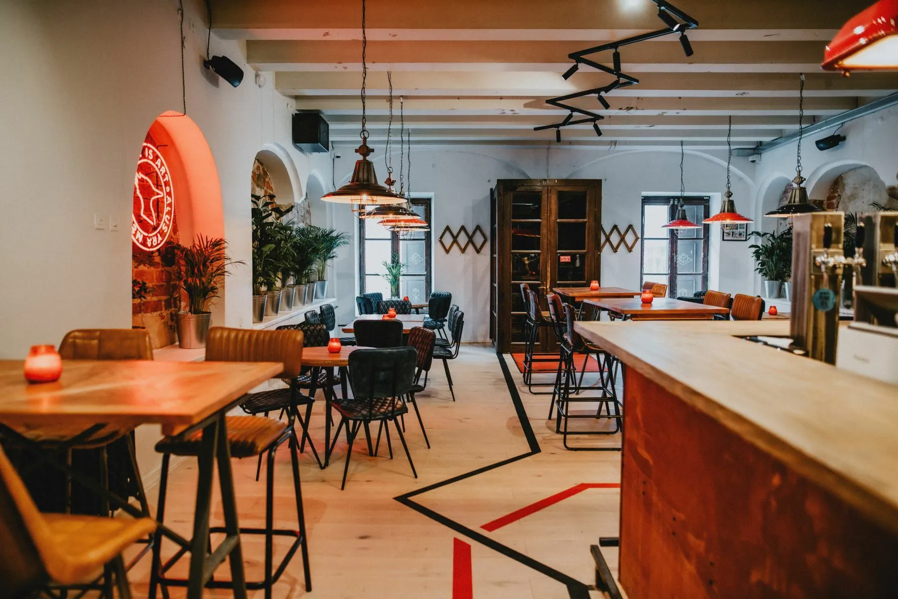 „Genys Taproom“ senamiestyje / Asmeninio albumo nuotr.