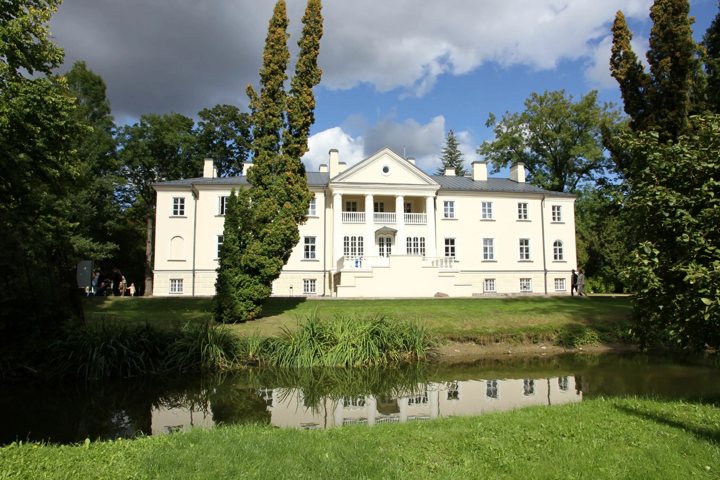 Aukstosios Fredos dvaras_VDU Botanikos sodas Kaune