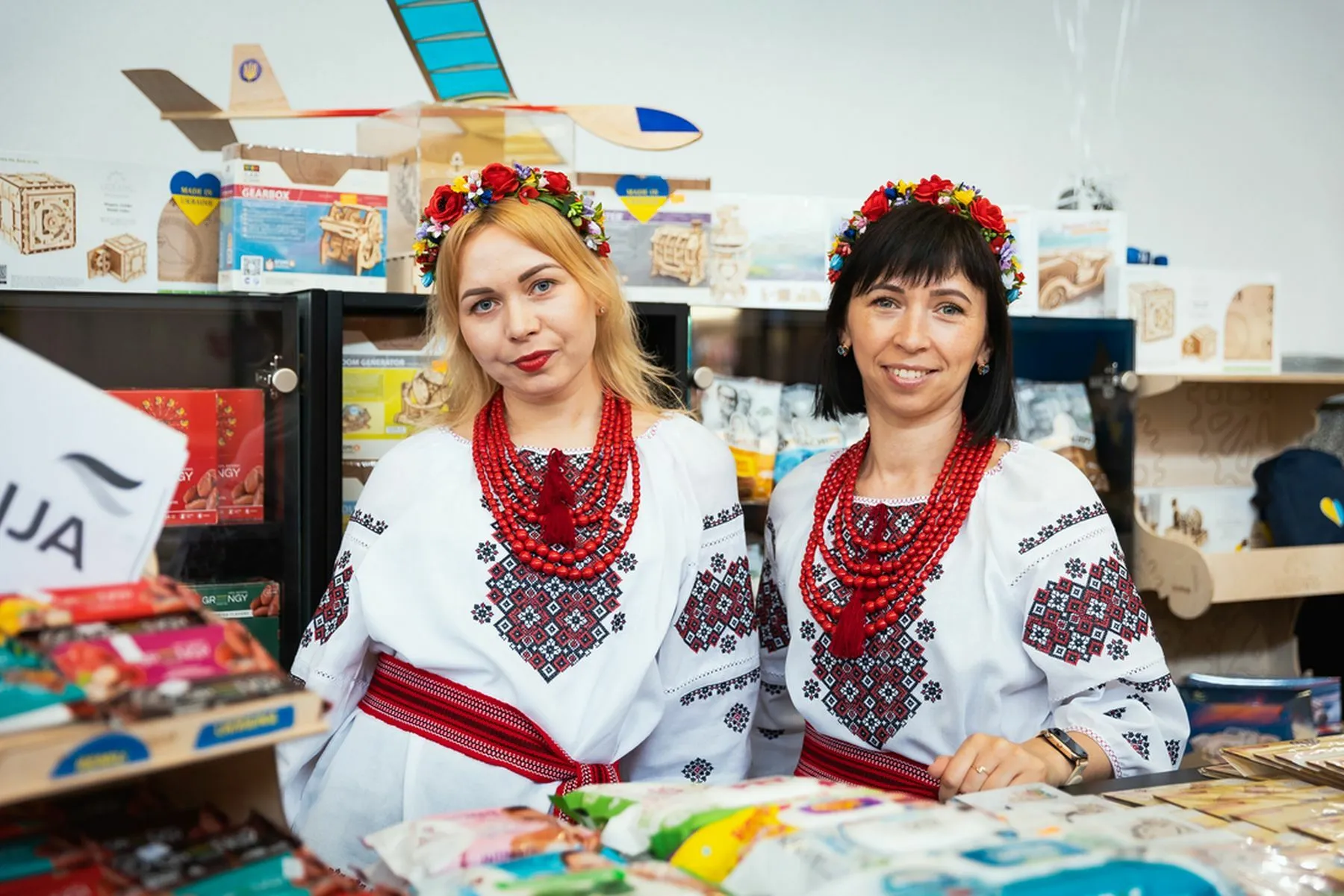 Kauno „Akropolyje“ atidaryta pirmoji Lietuvoje ukrainietiškos produkcijos prekyvietė (E. Kinaičio nuotr.)