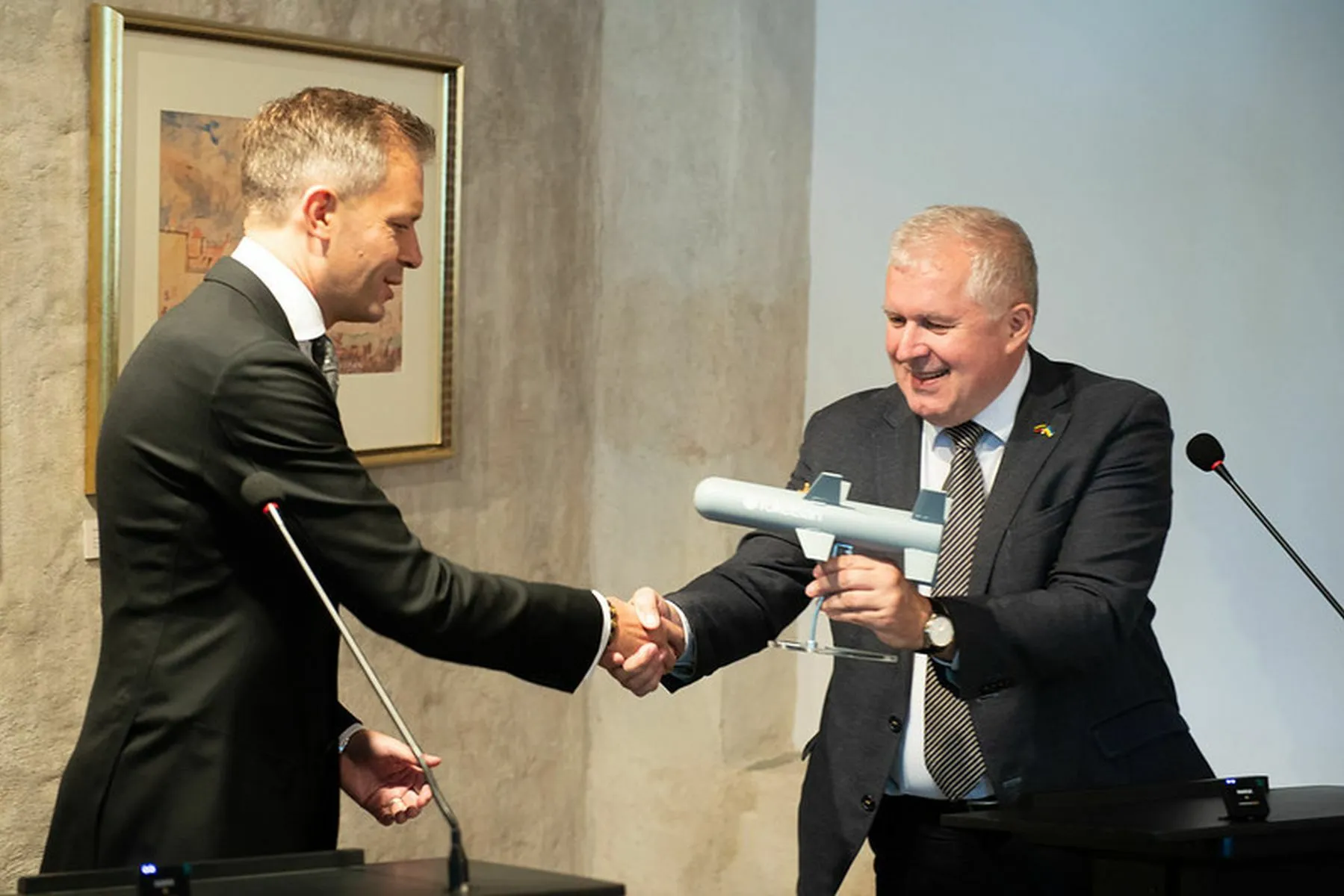 KAM pasirašė sutartį dėl dronų kamikadzių įsigijimo / KAM nuotr.