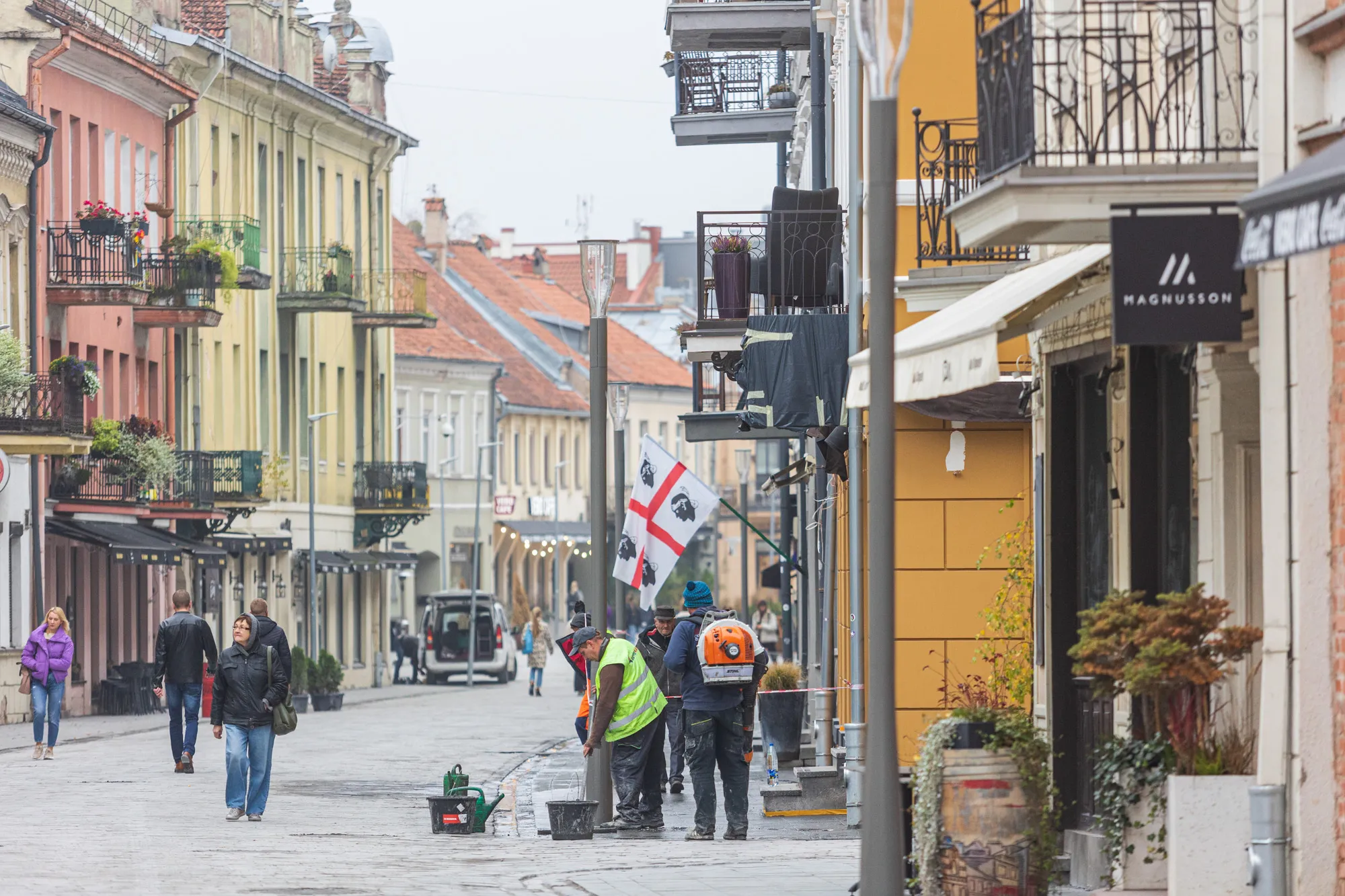Nauji šviestuvai senamiestyje