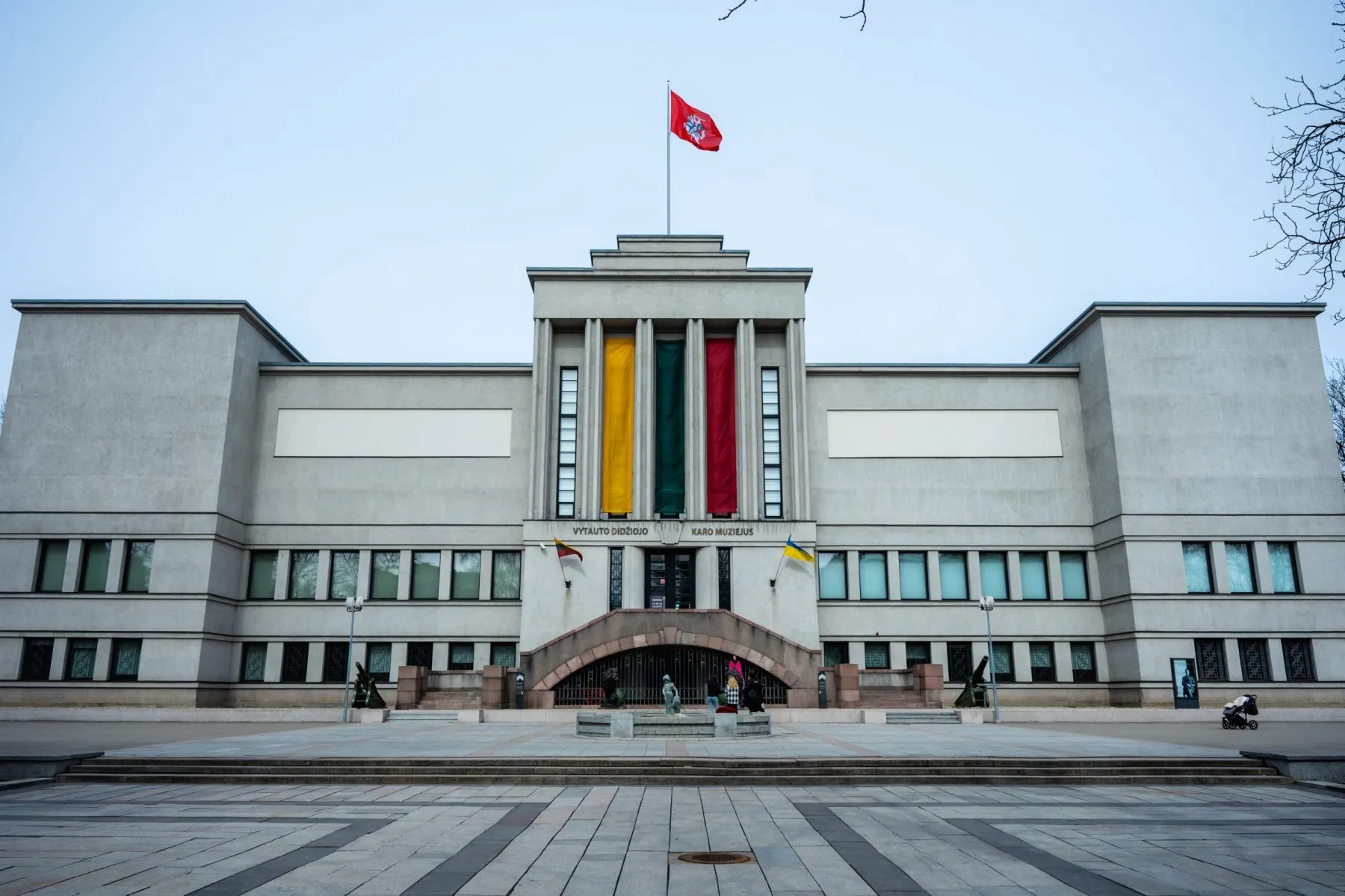 karo muziejaus nuotrauka scaled e1678200441292