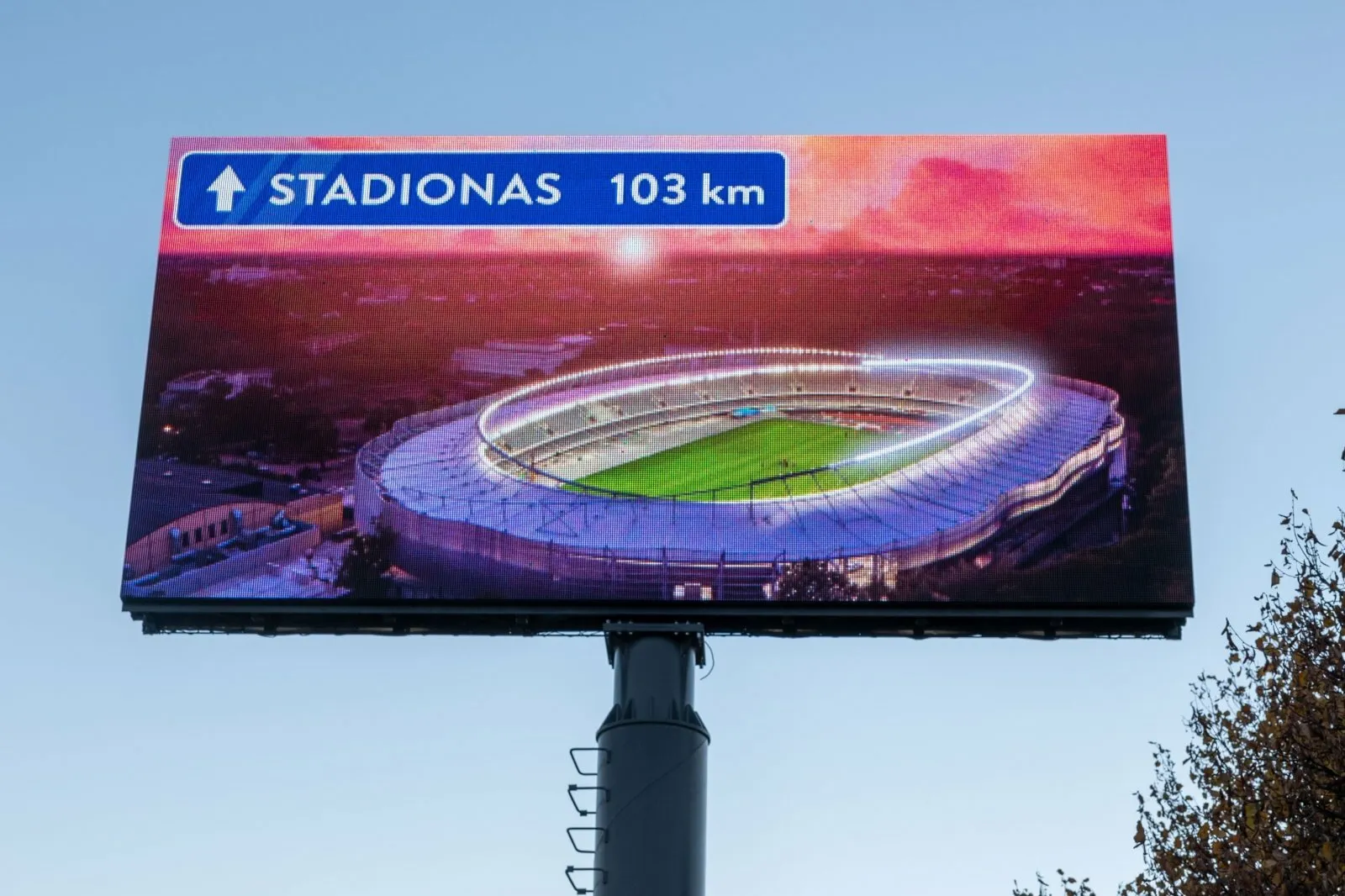 Dariaus ir Girėno stadiono reklama