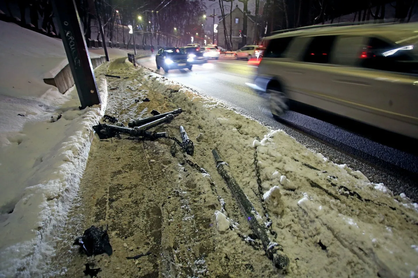 Nugriauti stulpeliai