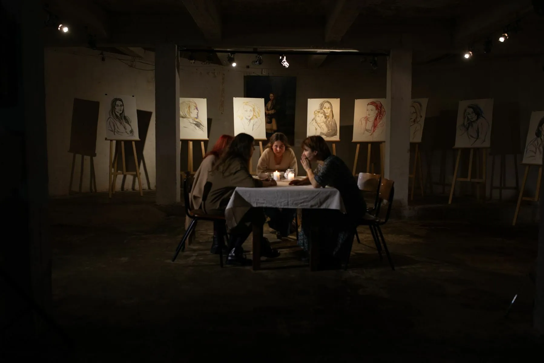 Moters dienoraštis. Karas