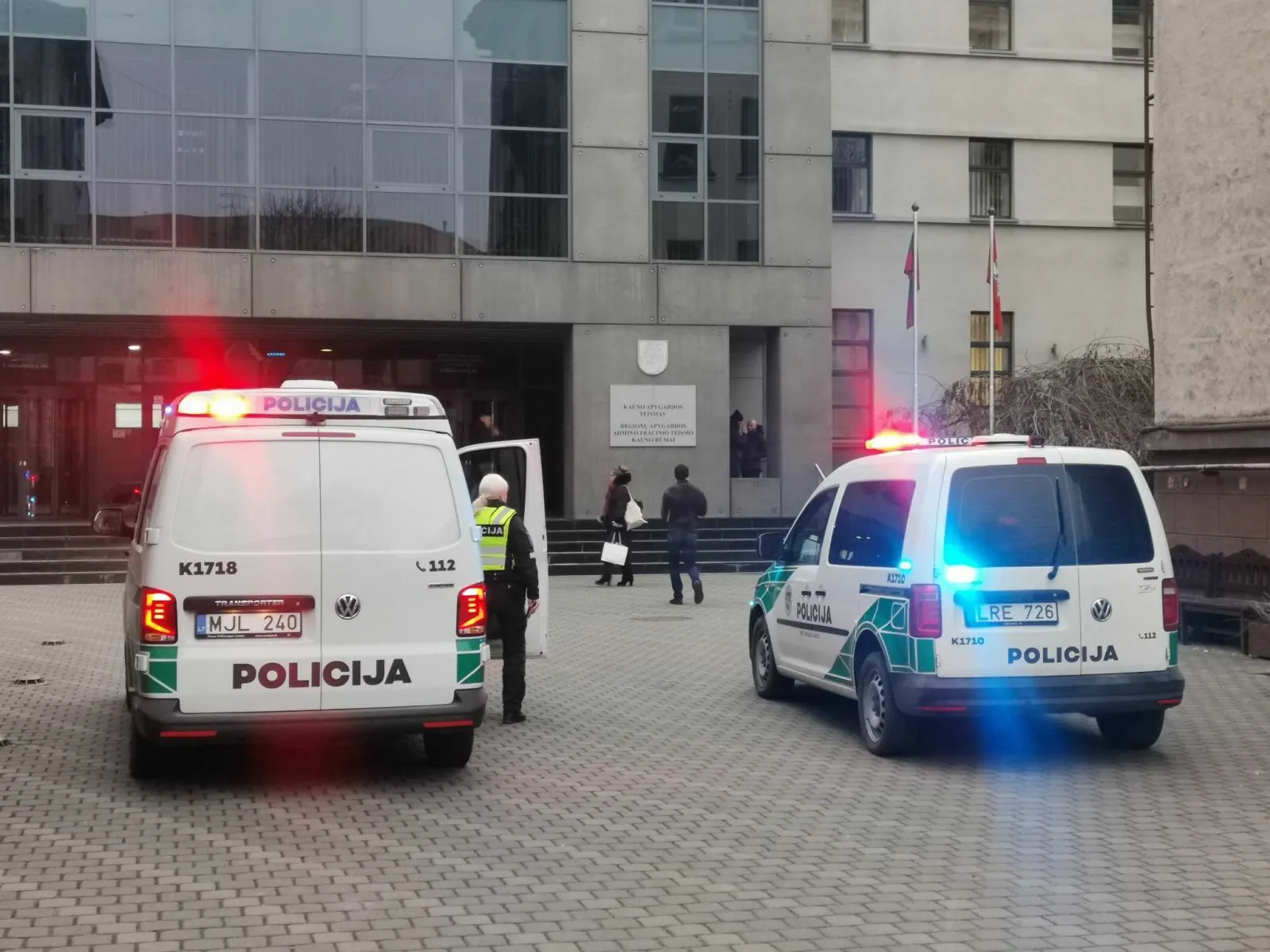 Užminuotas Kauno apygardos teismas / A. Kirtiklio nuotr.