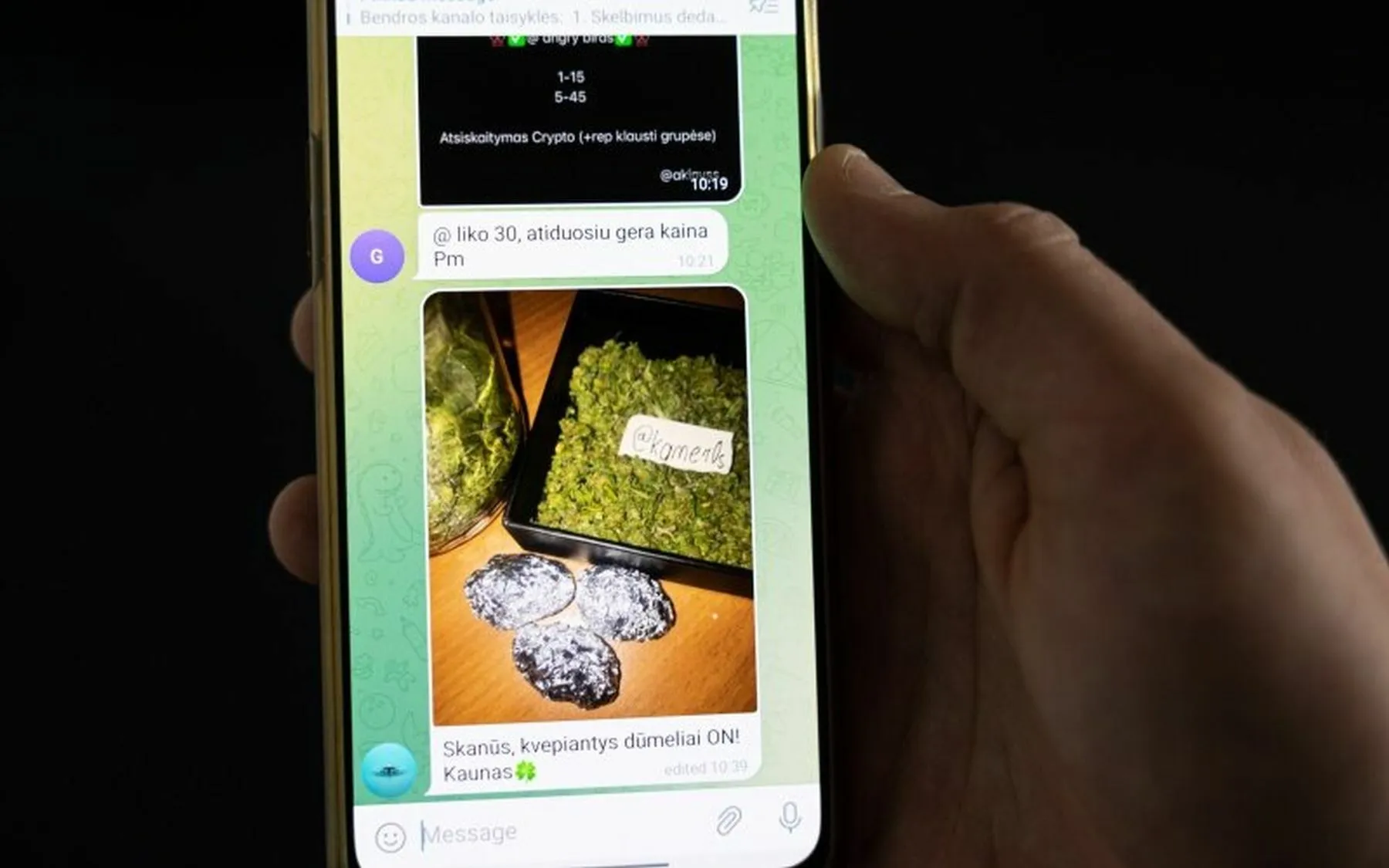 Narkotikų prekyba slaptose grupėse