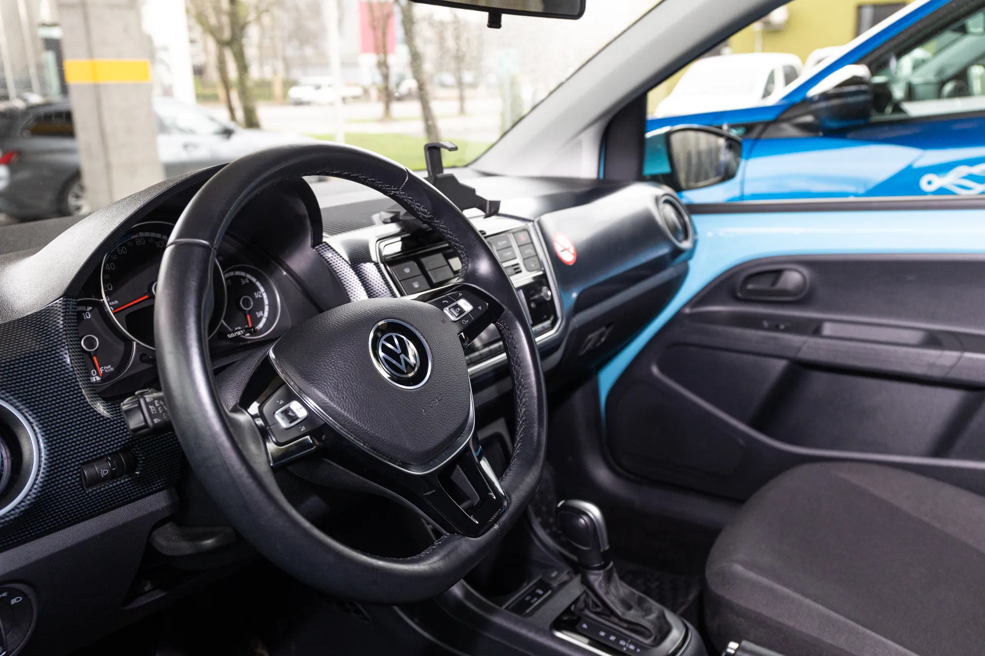 Spark automobilių pristatymas Kaune