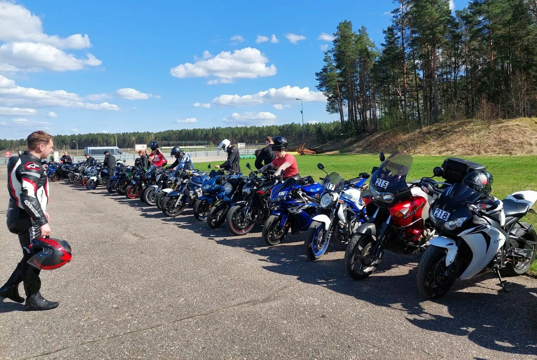 Motociklininkai Nemuno žiede