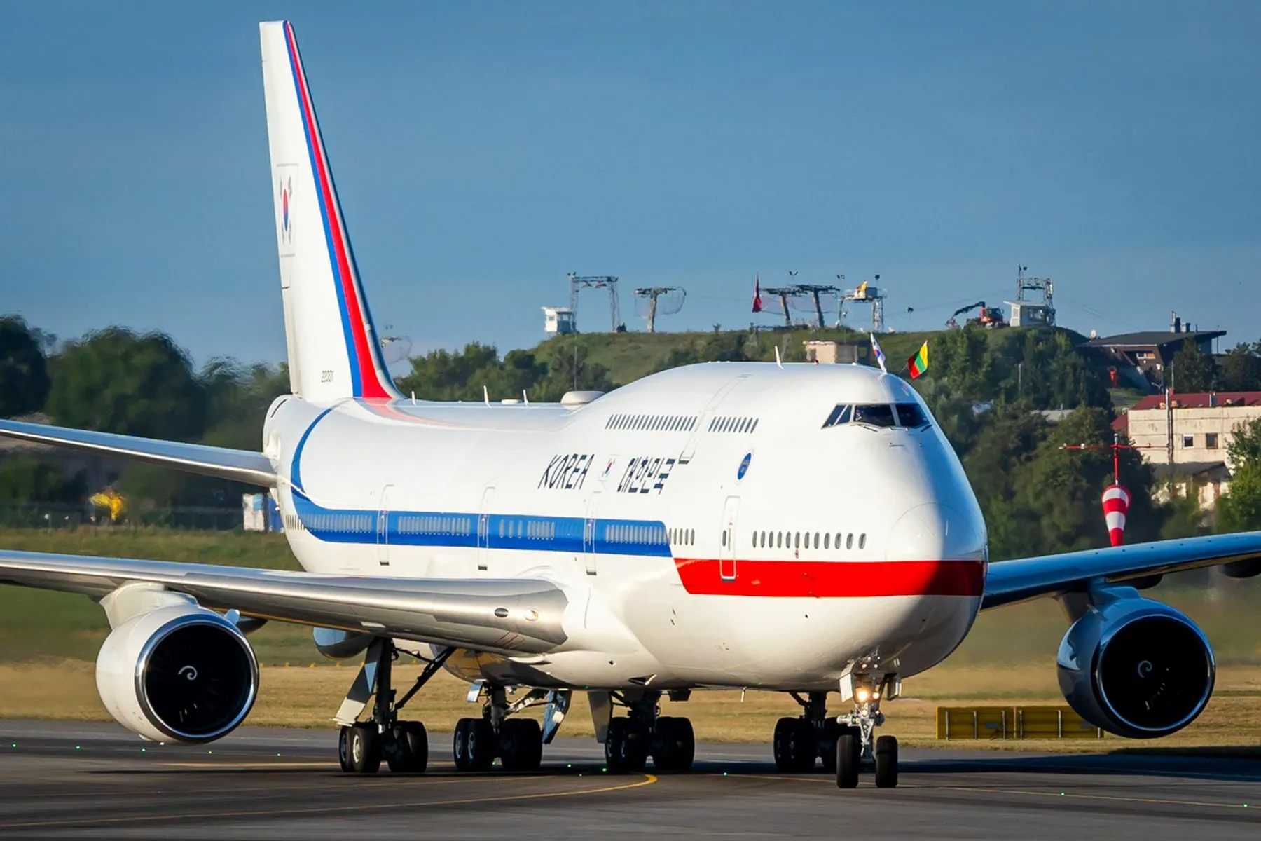 Lietuvos oro uostai sėkmingai priėmė ir išlydėjo visus NATO viršūnių susitikimo svečius