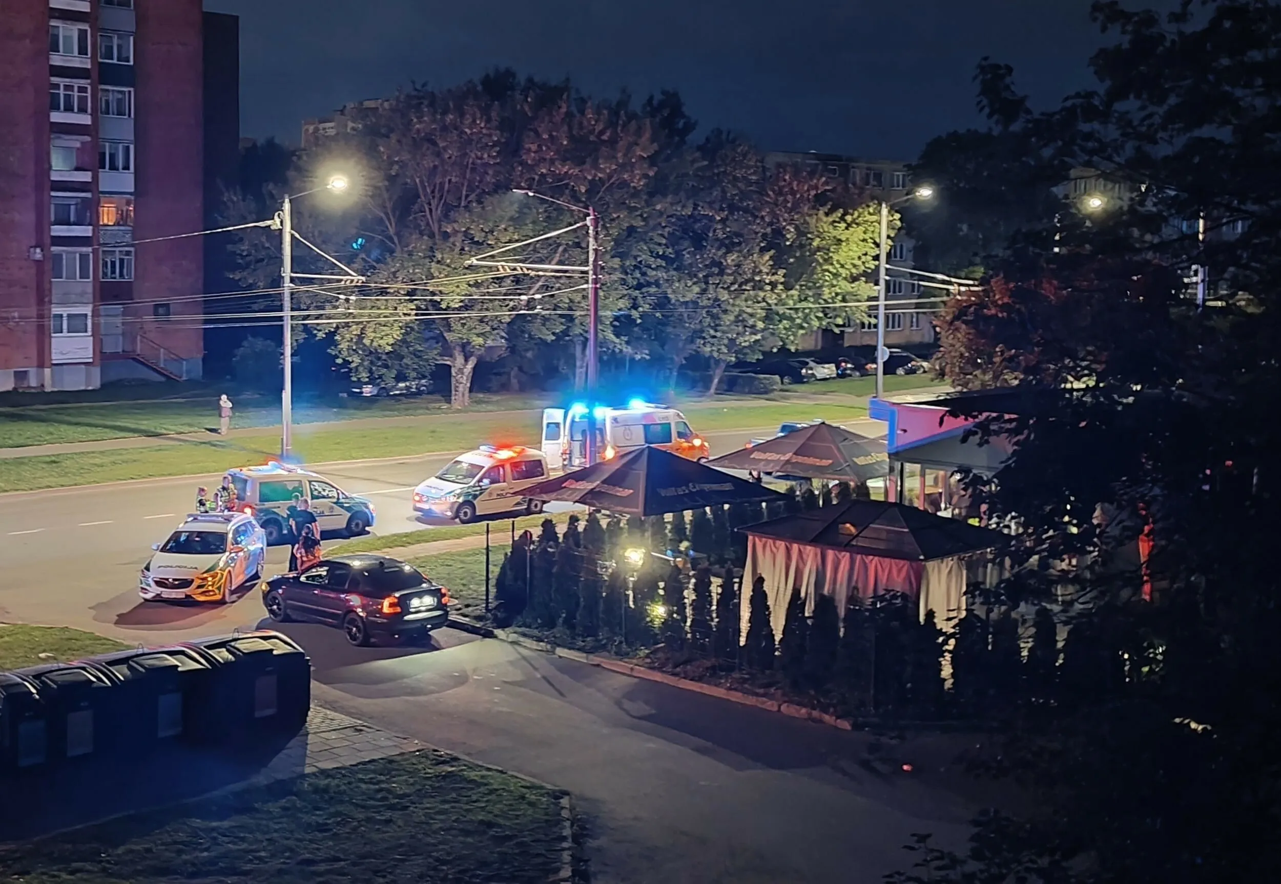 Policija Draugystės g. naktiniame bare