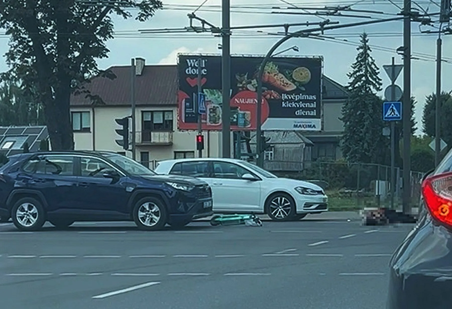 Savanorių pr. ir Utenos g. sankryžoje partrenktas paspirtukininkas