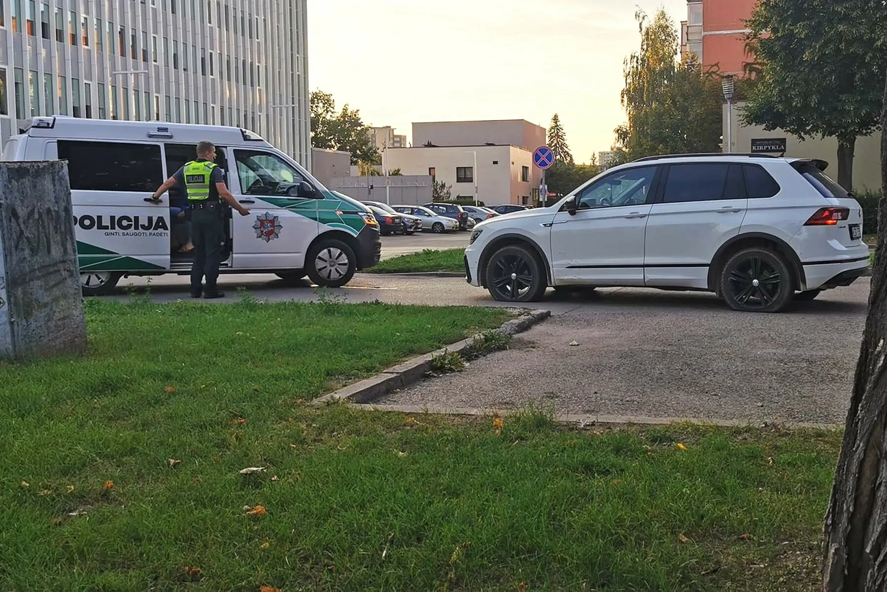 Pradurtos „Volkswagen“ padangos