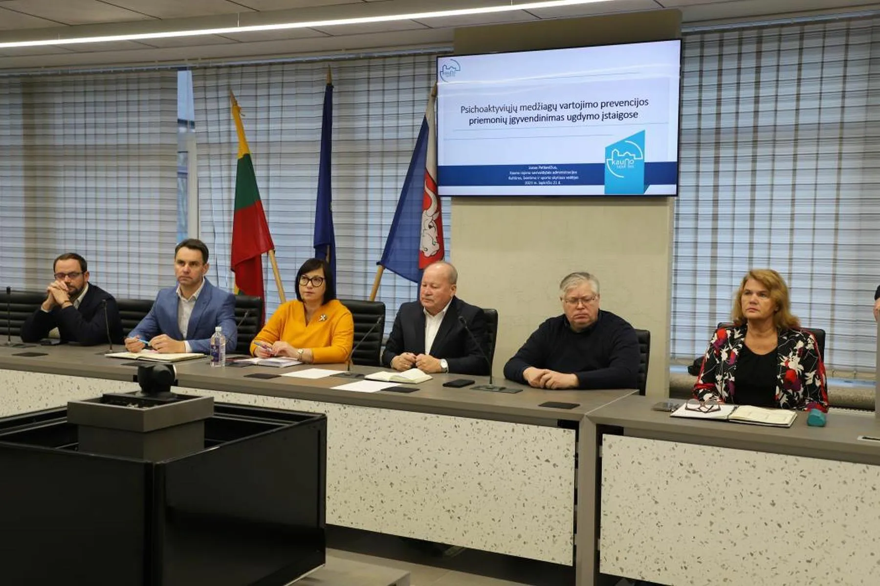 Išplėstinis pasitarimas apie narkotikų vartojimo prevenciją / KRS nuotr.