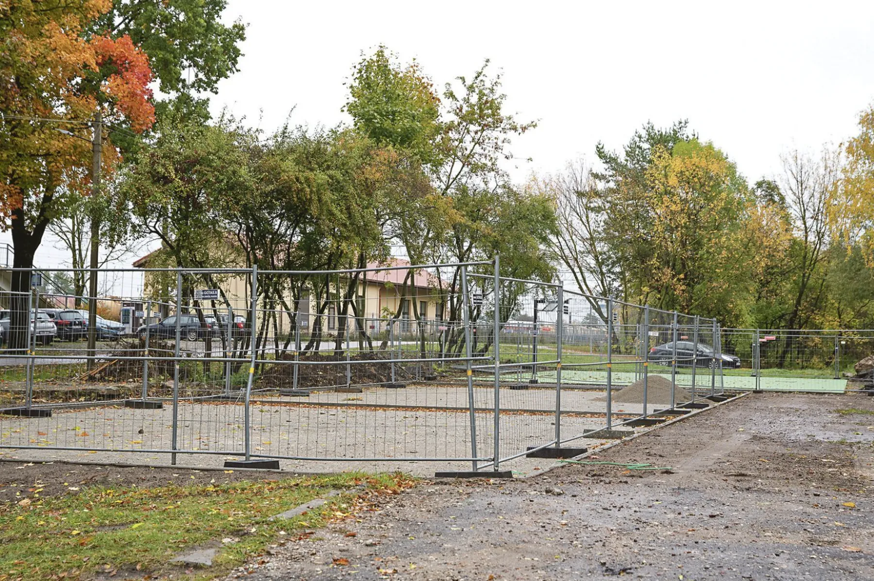 Palemonas, Stoties gatvė