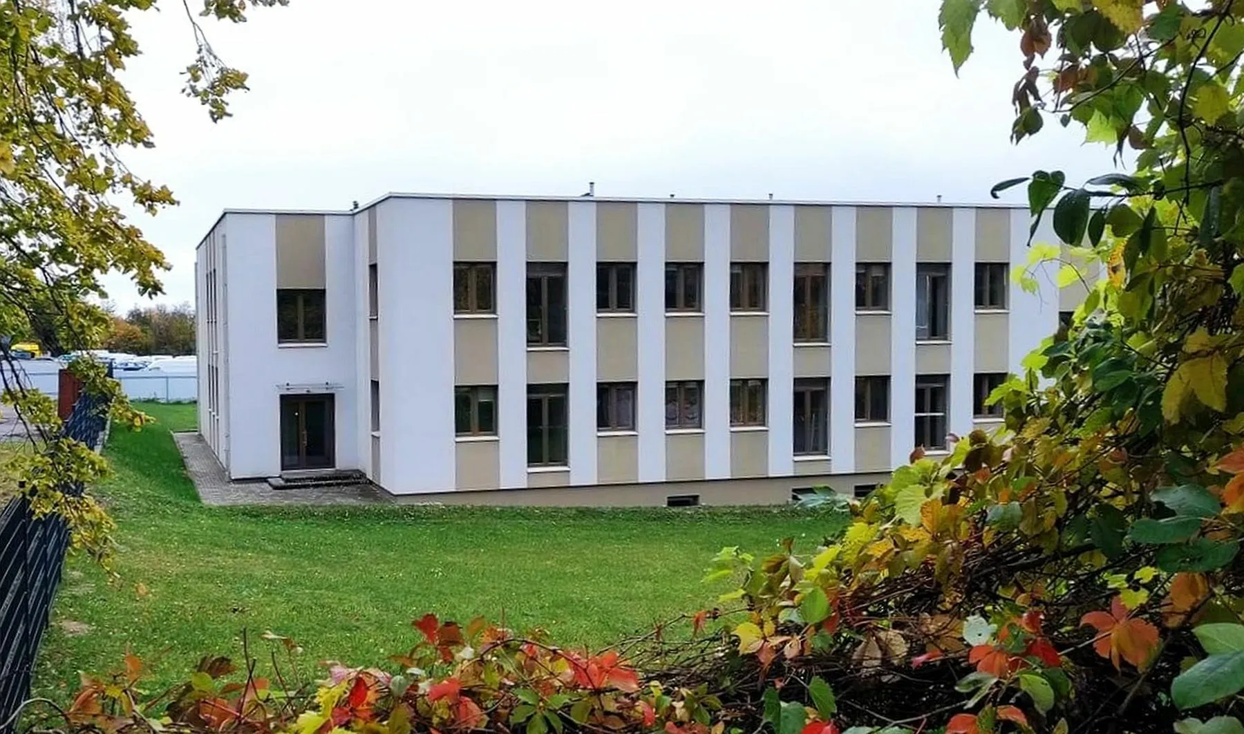 Pusiaukelės namai Domeikavoje