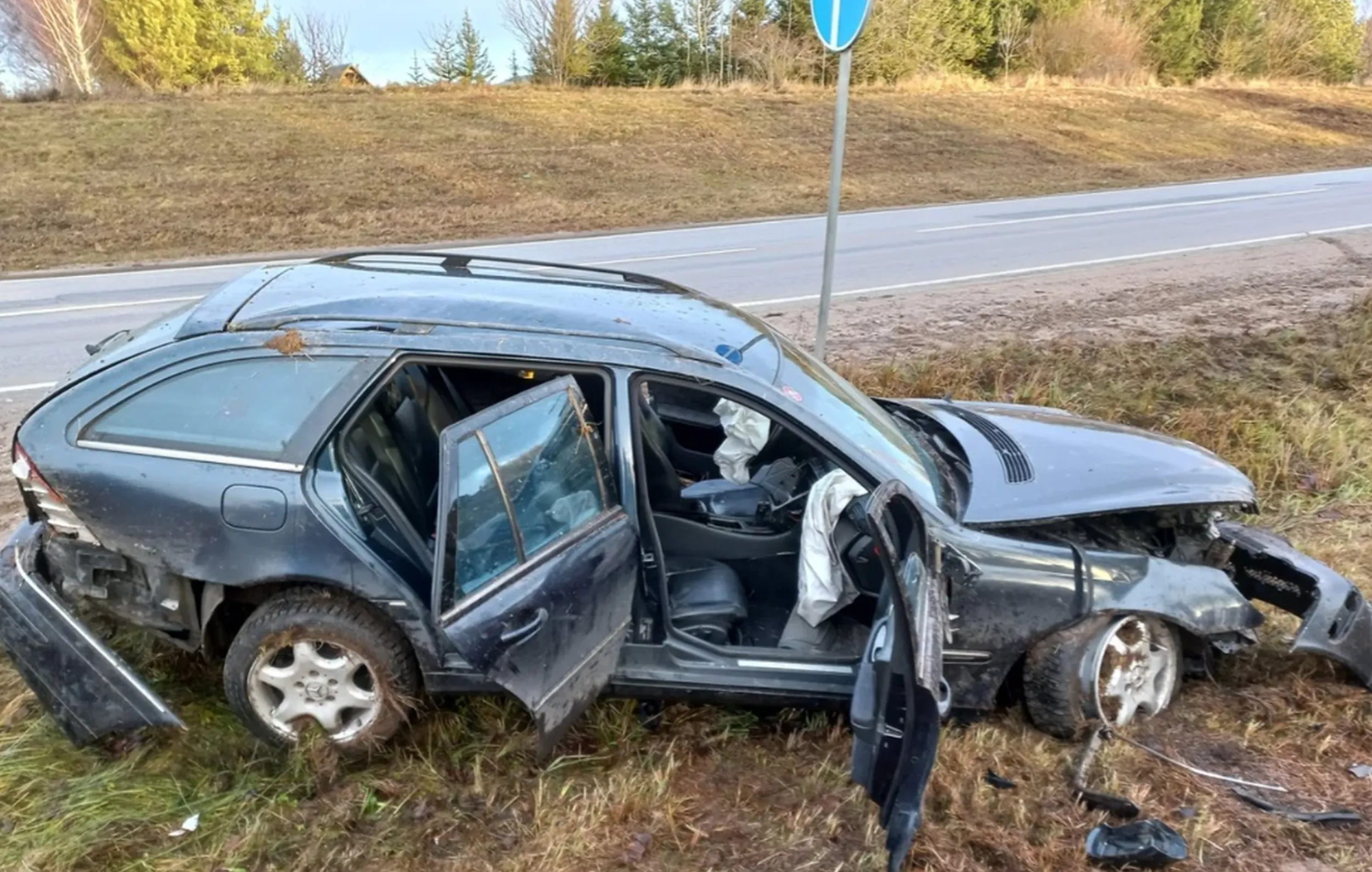 Eismo įvykis Alytaus rajone, žuvo kūdikis