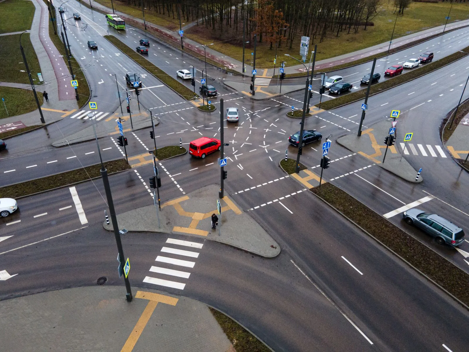 UAB „Kauno gatvių apšvietimas“ / R. Tenio nuotr.