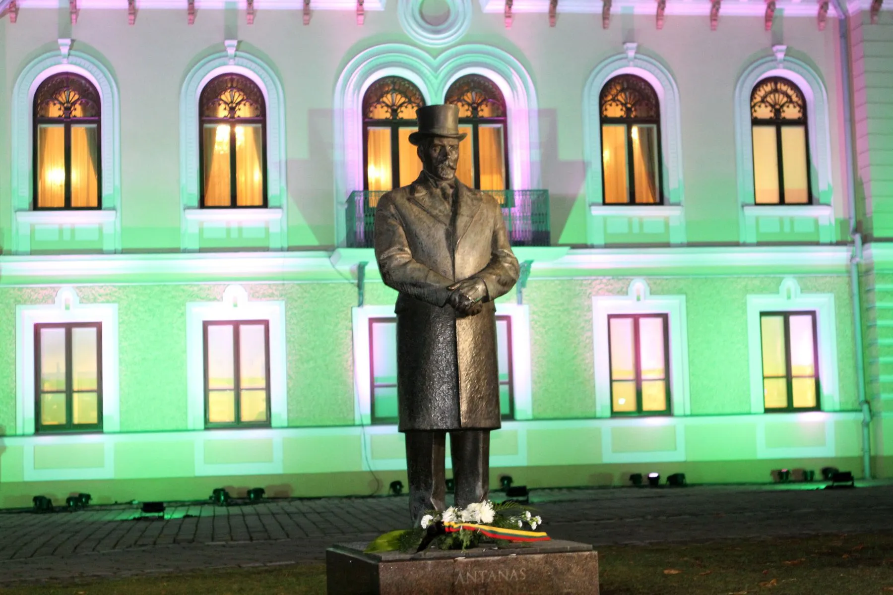 A. Smetonos skulptūra / M. Patašini nuotr.