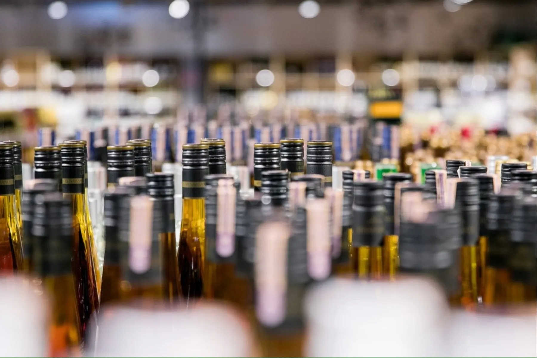 Alkoholis, parduotuvė, alkoholio prekybos įstatymas