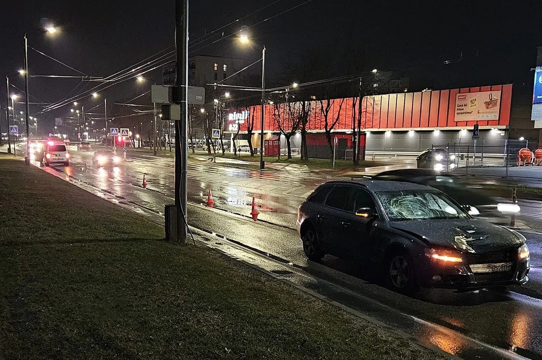 Partrenktas žmogus Pramonės prospekte