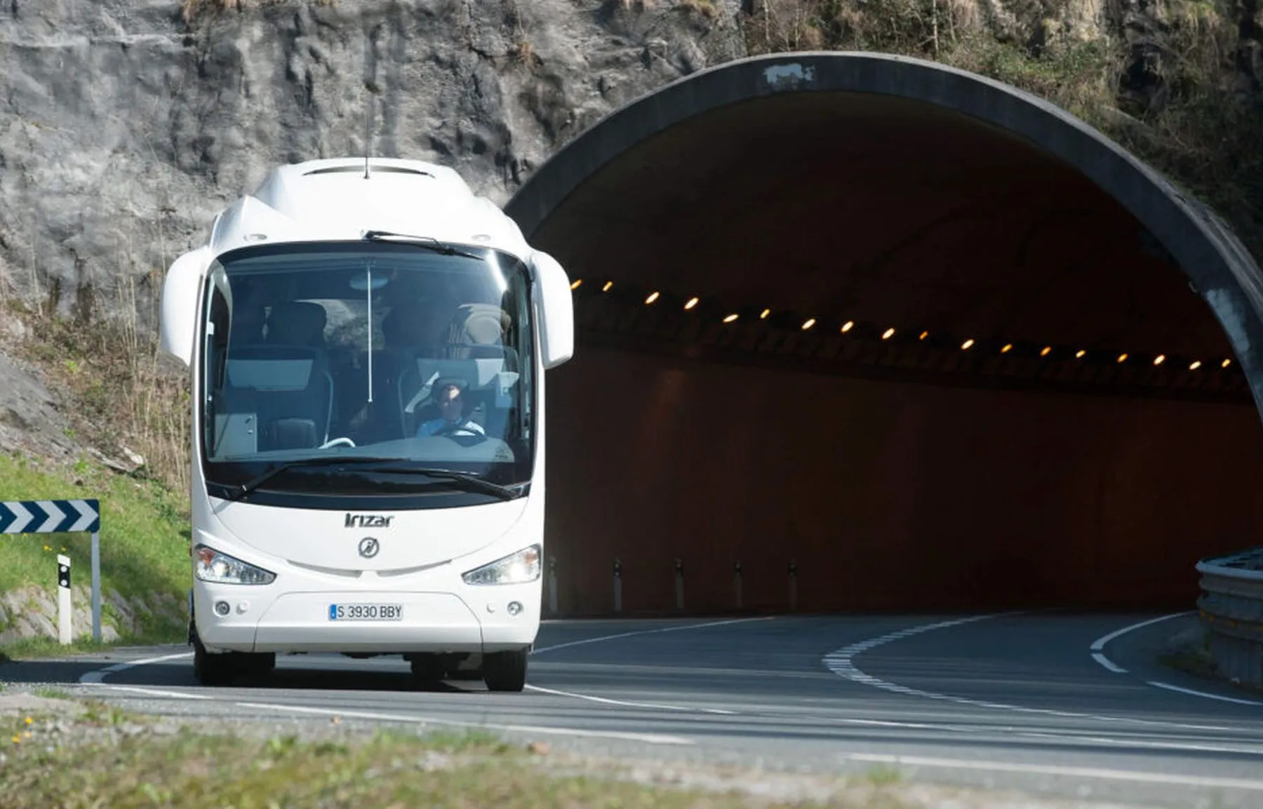 “Scania-Irizar-i6s”-autobusas-1024x735