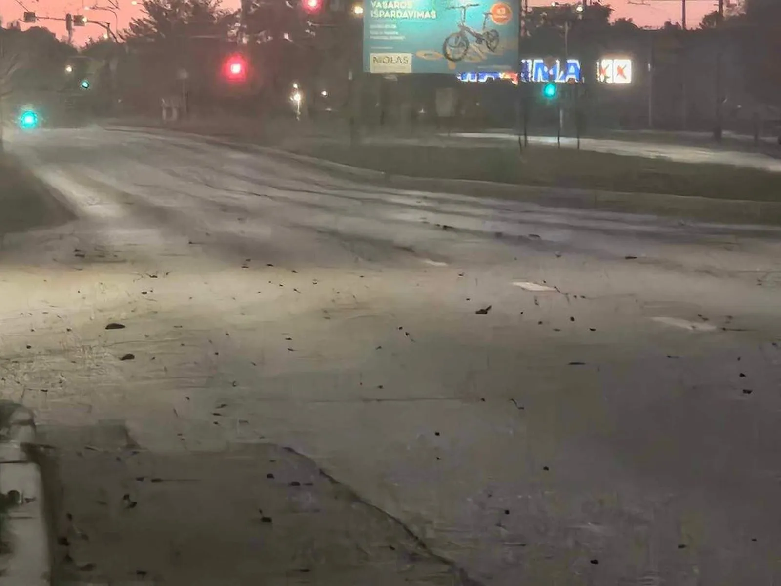 Smala apgadinti automobiliai / Skaitytojų nuotr.